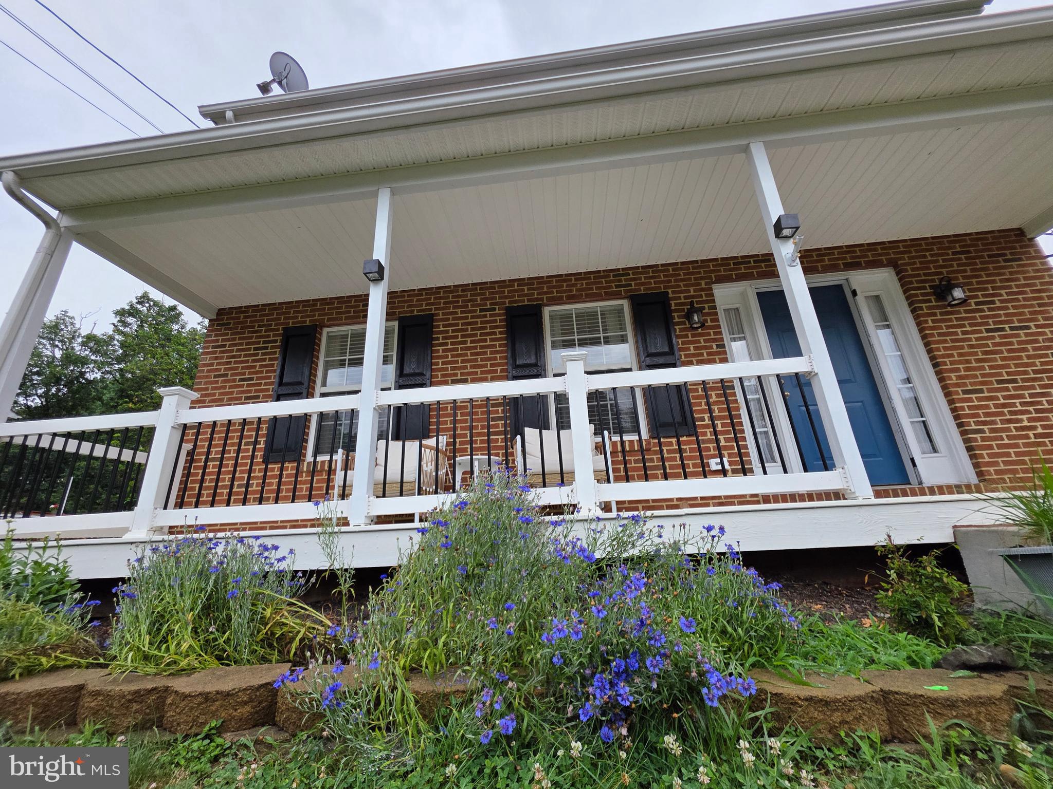 112 ASHLEY DRIVE