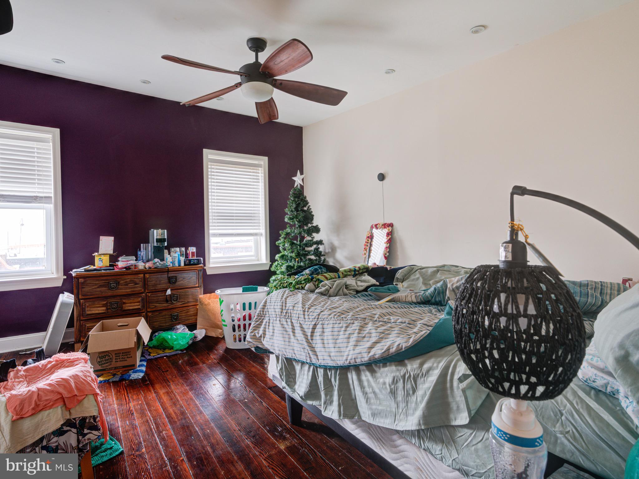 EAST KENSINGTON - Residential