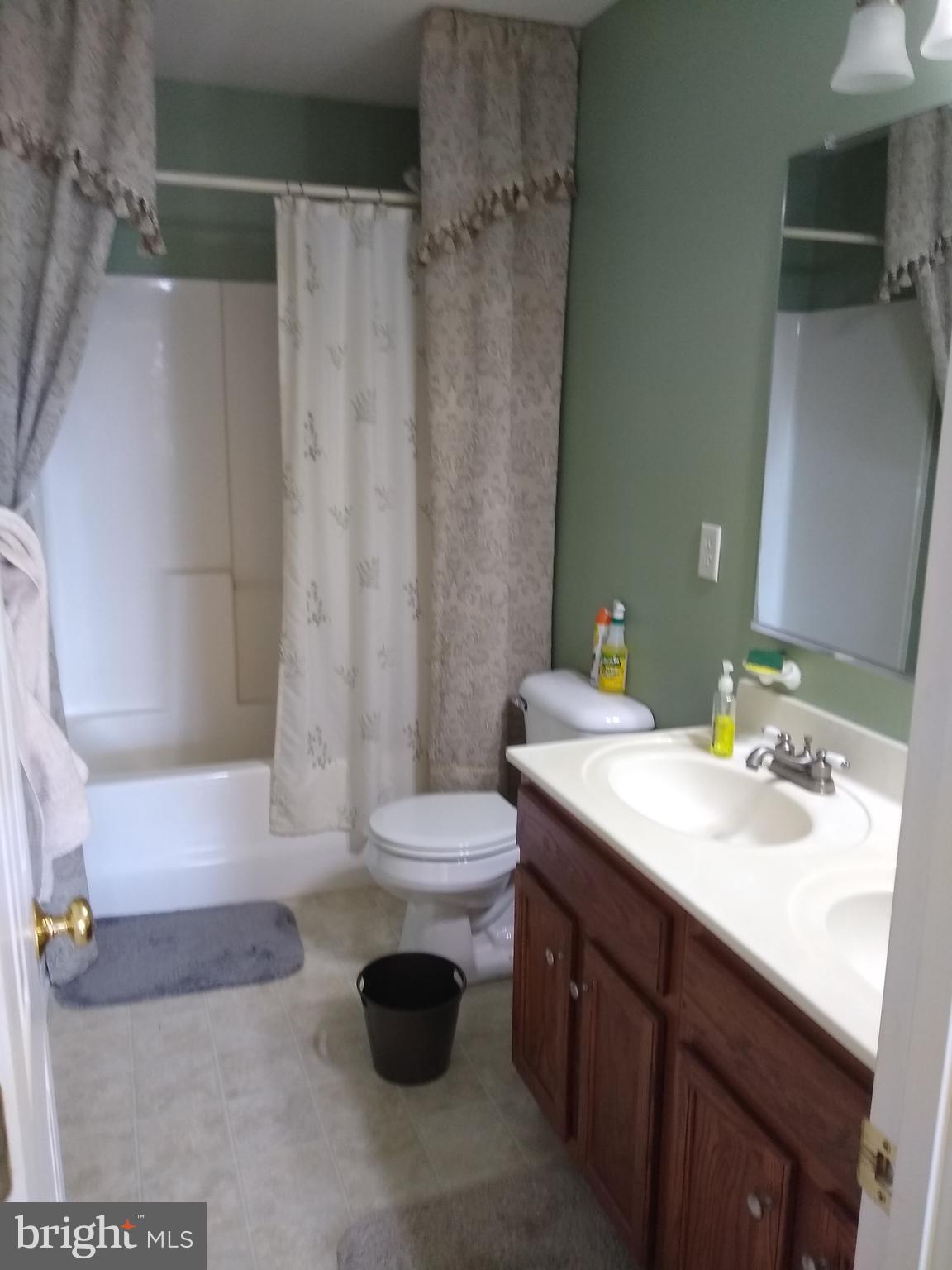 FOXBORO DOWNS - Residential