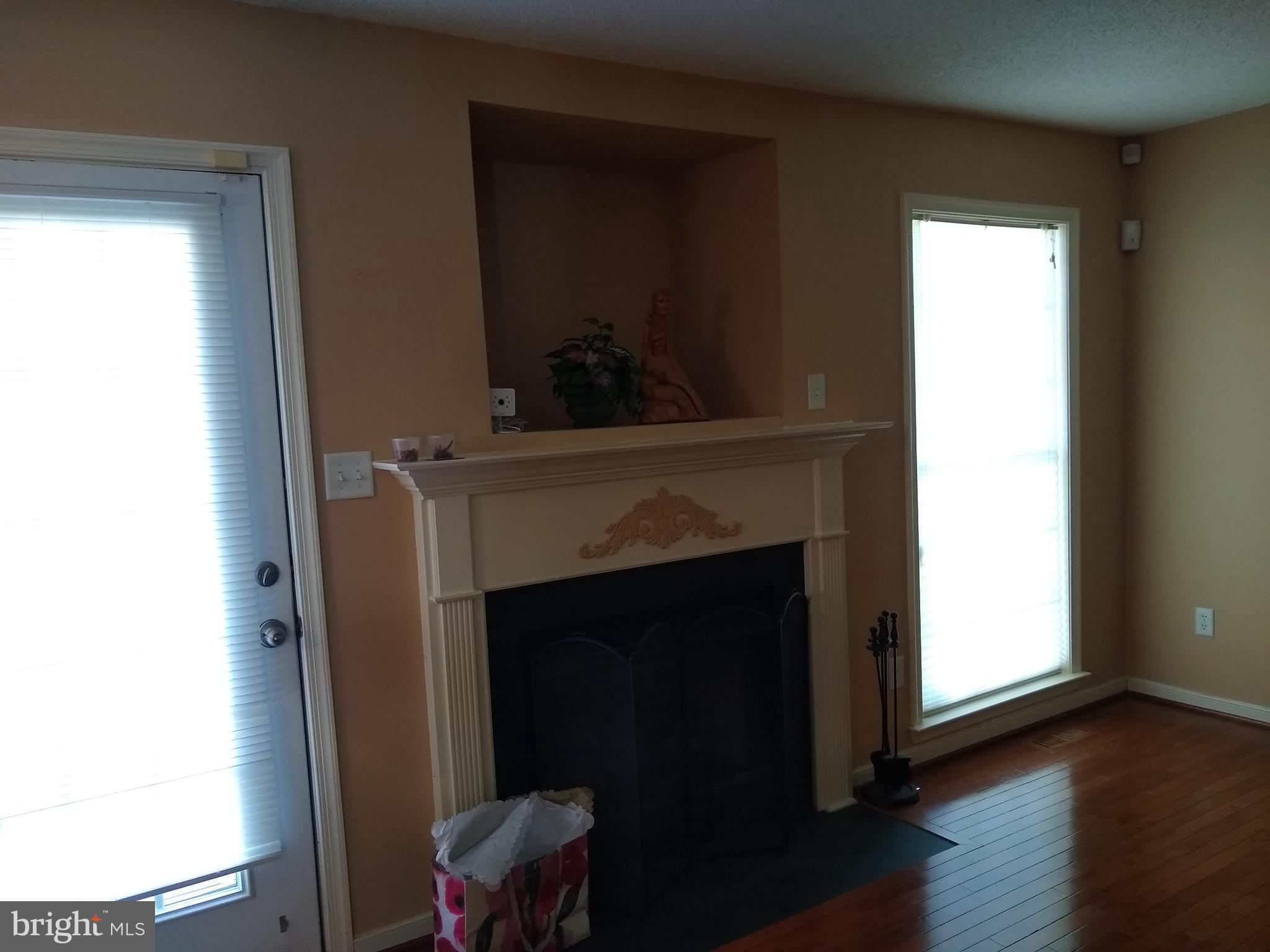 FOXBORO DOWNS - Residential