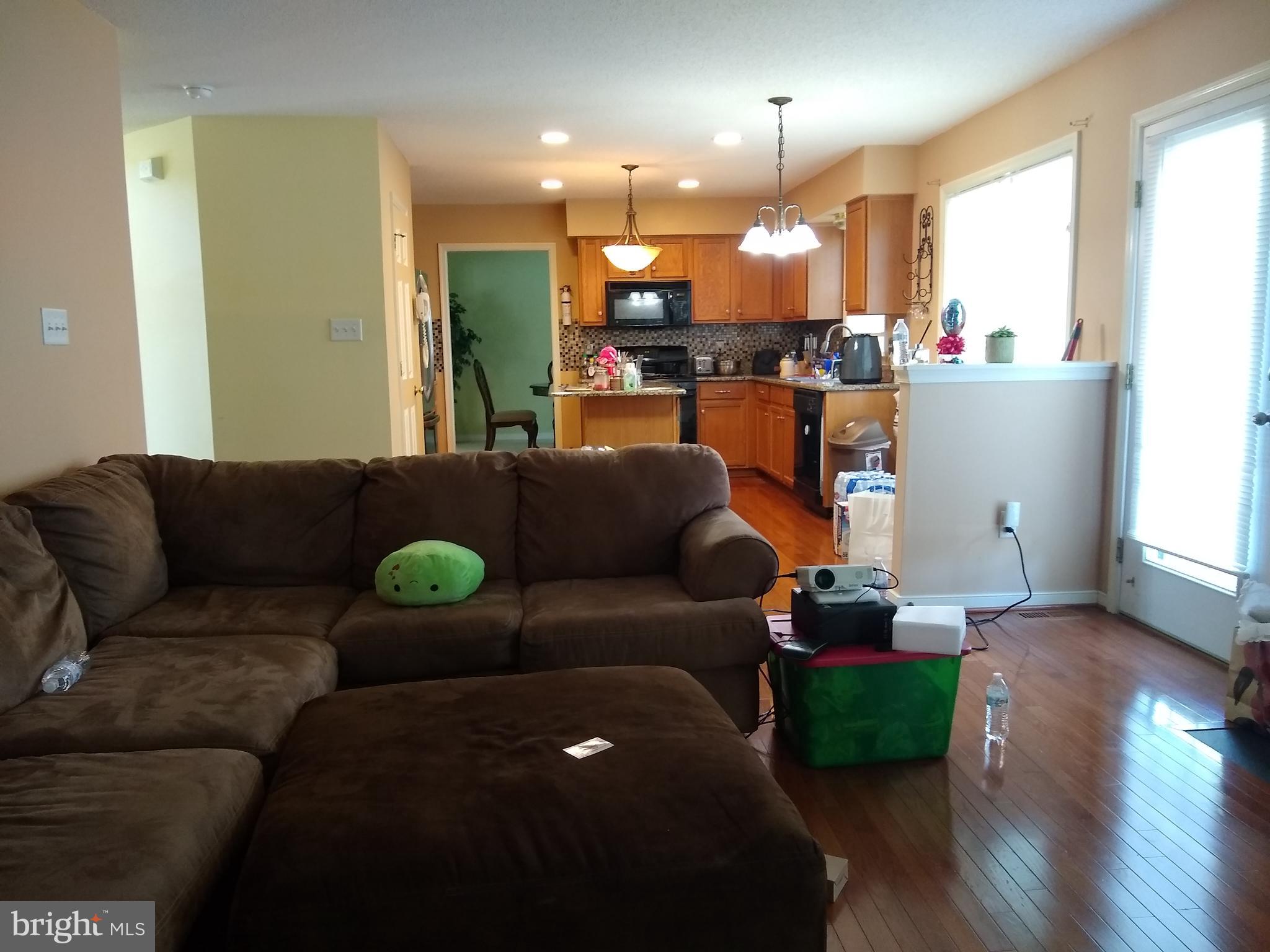 FOXBORO DOWNS - Residential