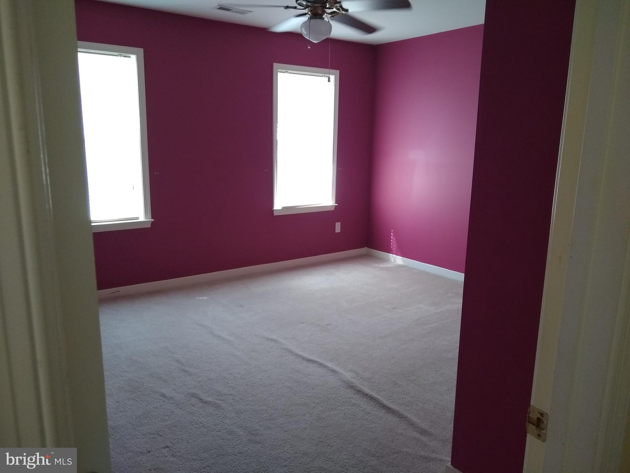 FOXBORO DOWNS - Residential