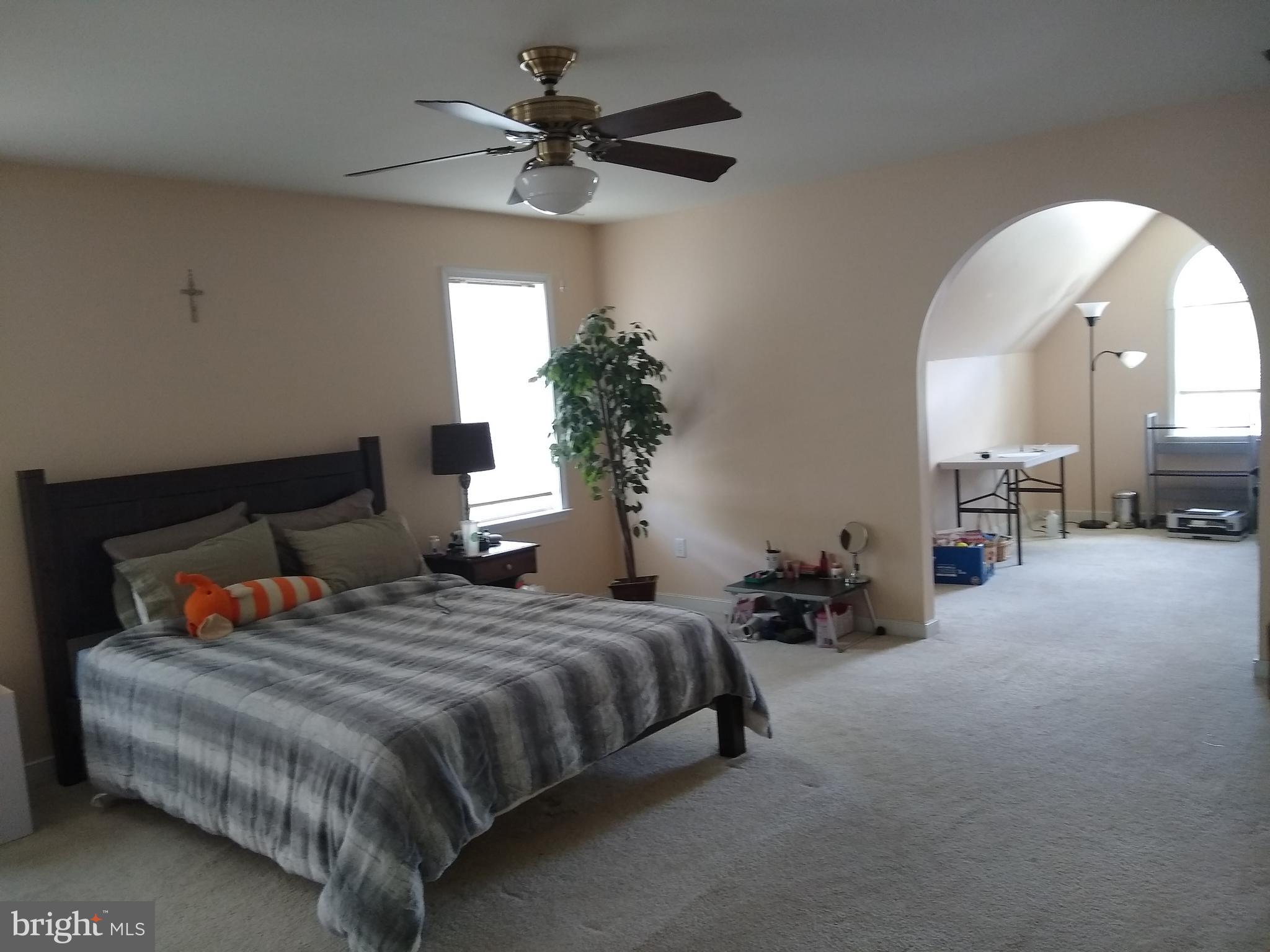 FOXBORO DOWNS - Residential