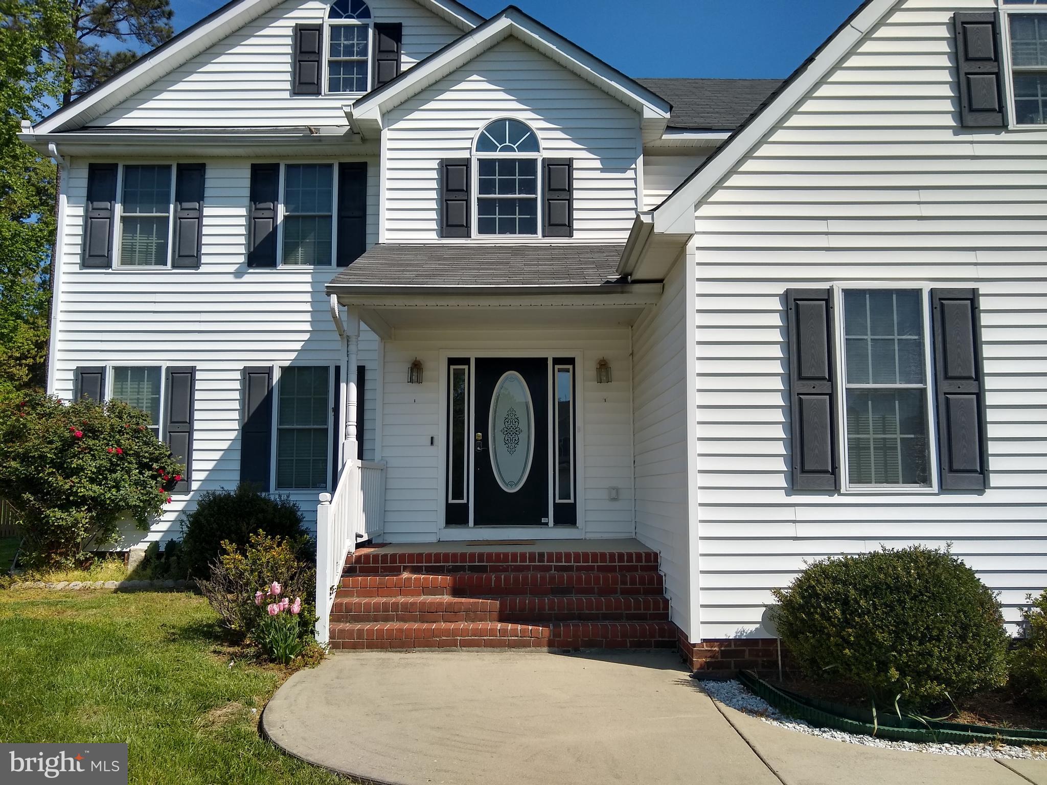 FOXBORO DOWNS - Residential