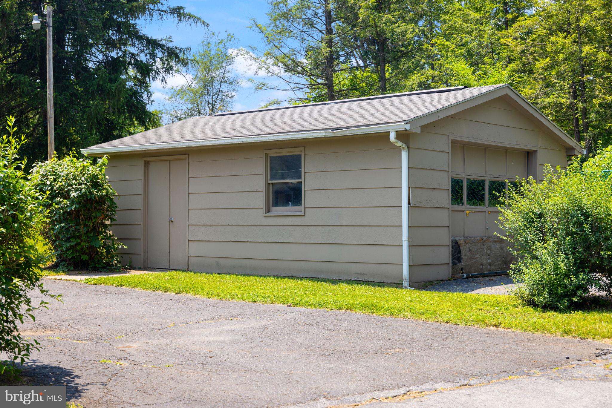 ROSEMONT - Residential