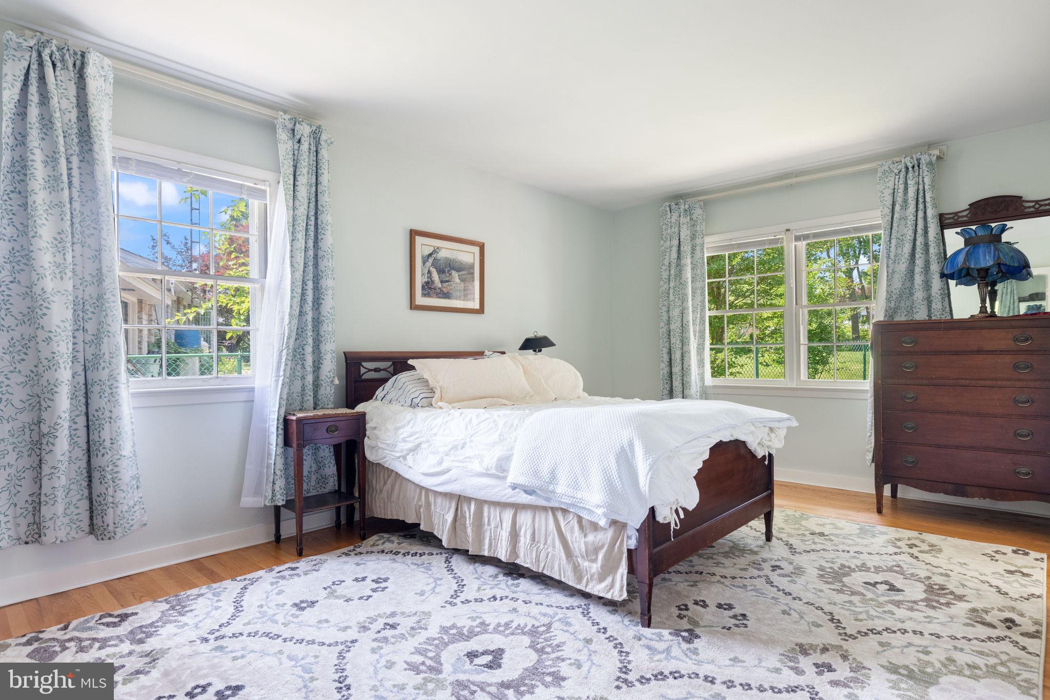 ROSEMONT - Residential