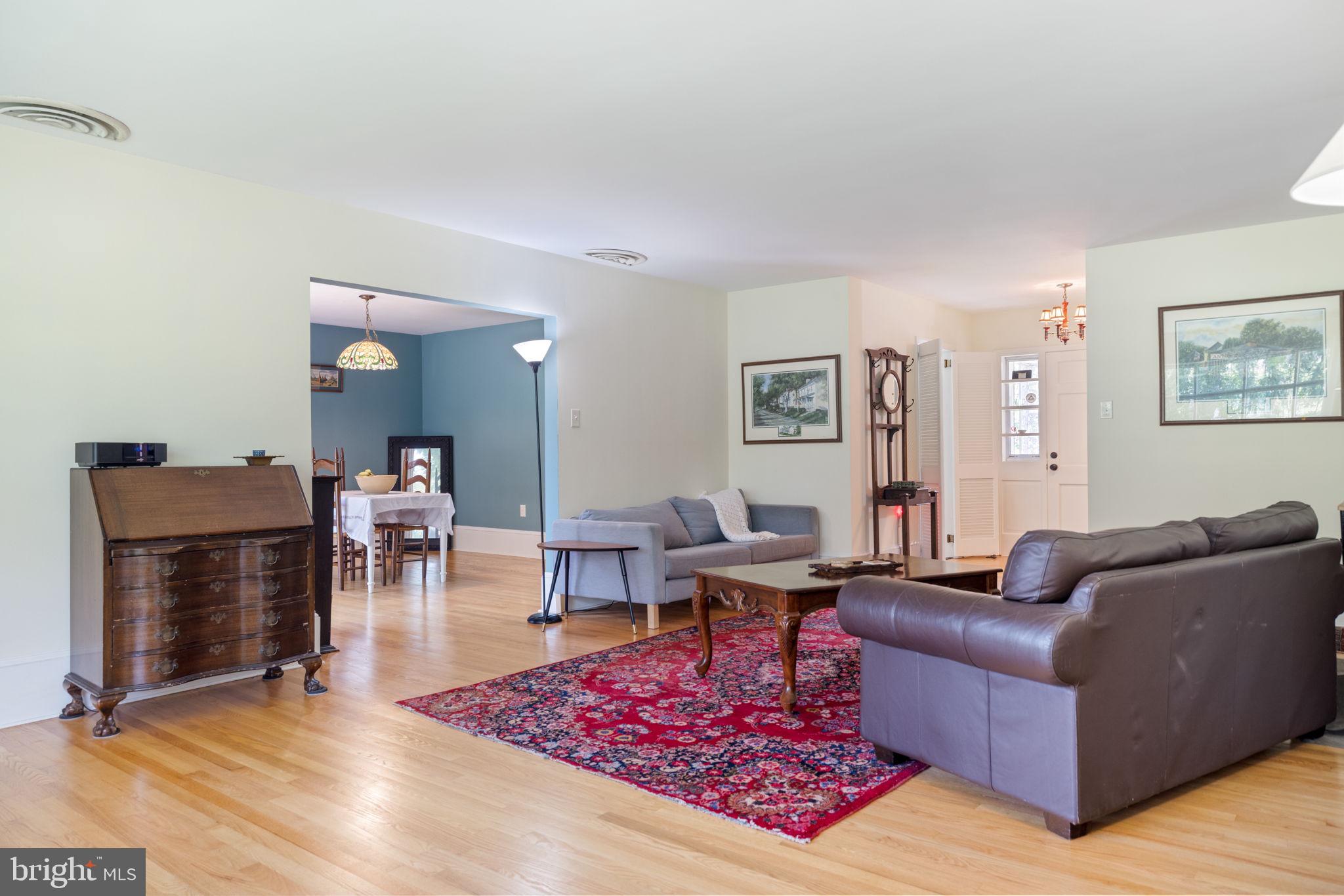 ROSEMONT - Residential