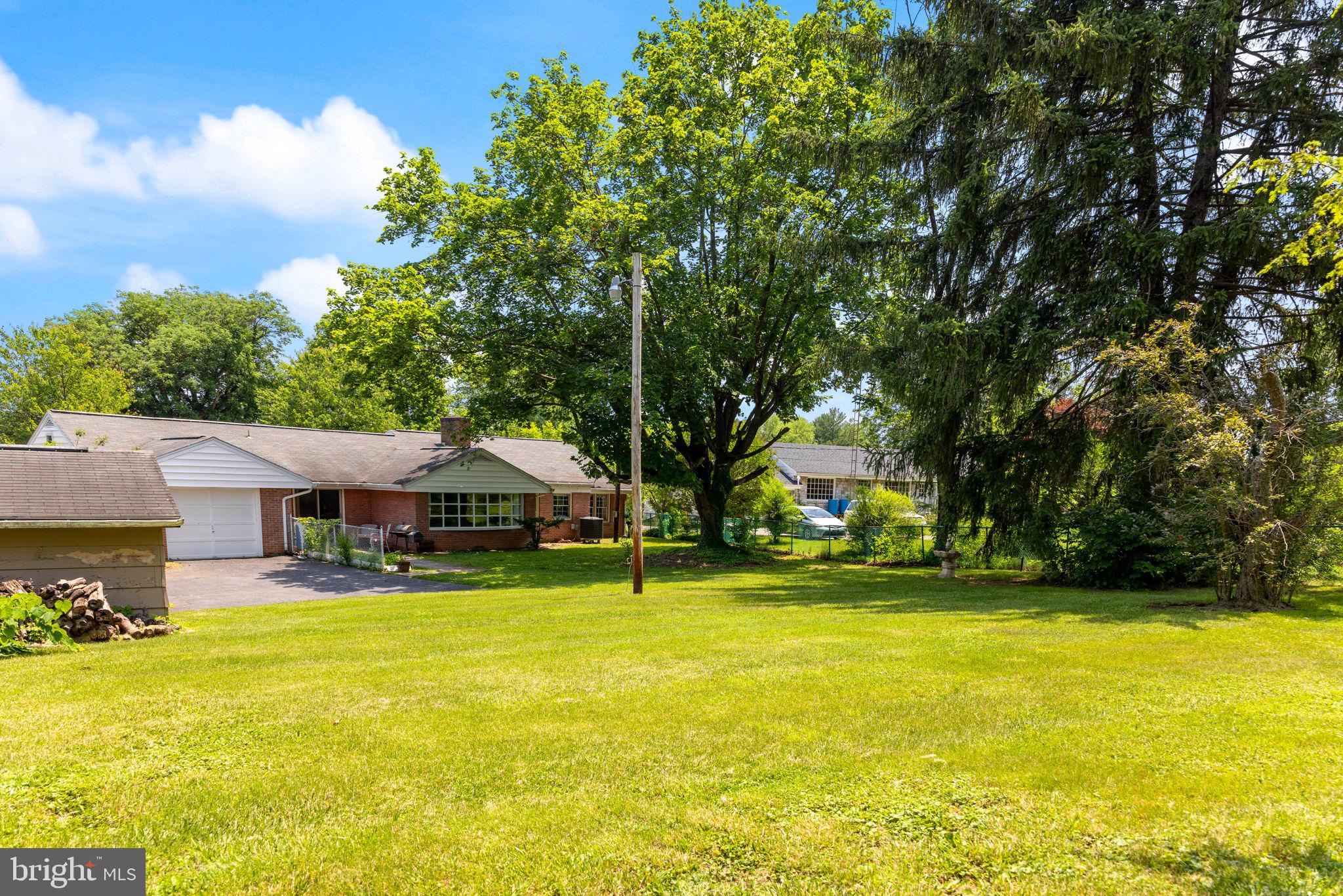 ROSEMONT - Residential