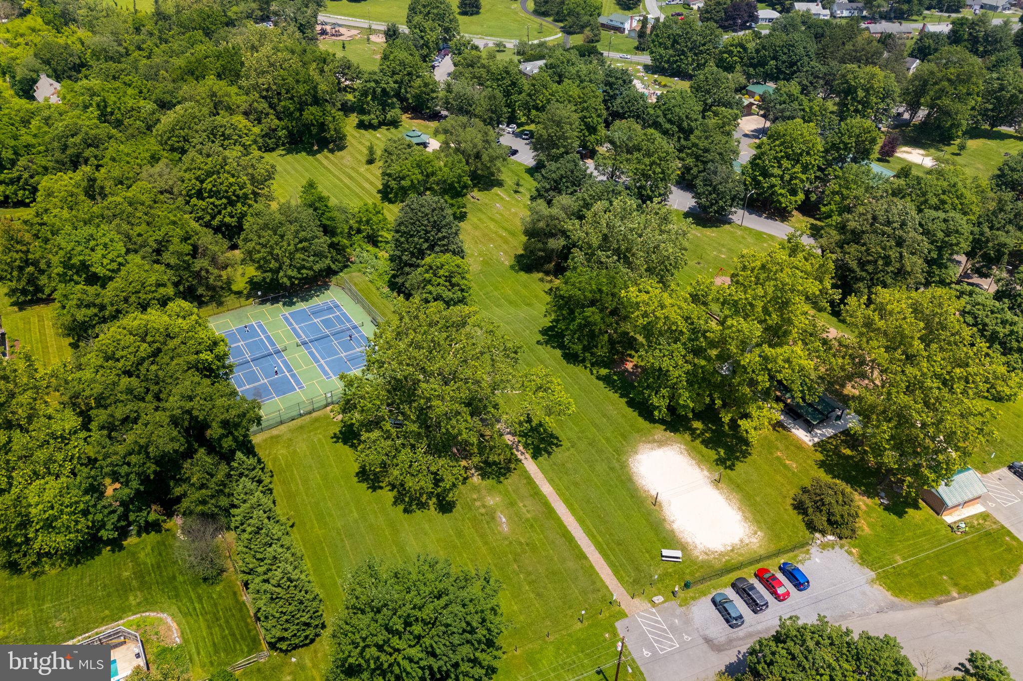 ROSEMONT - Residential