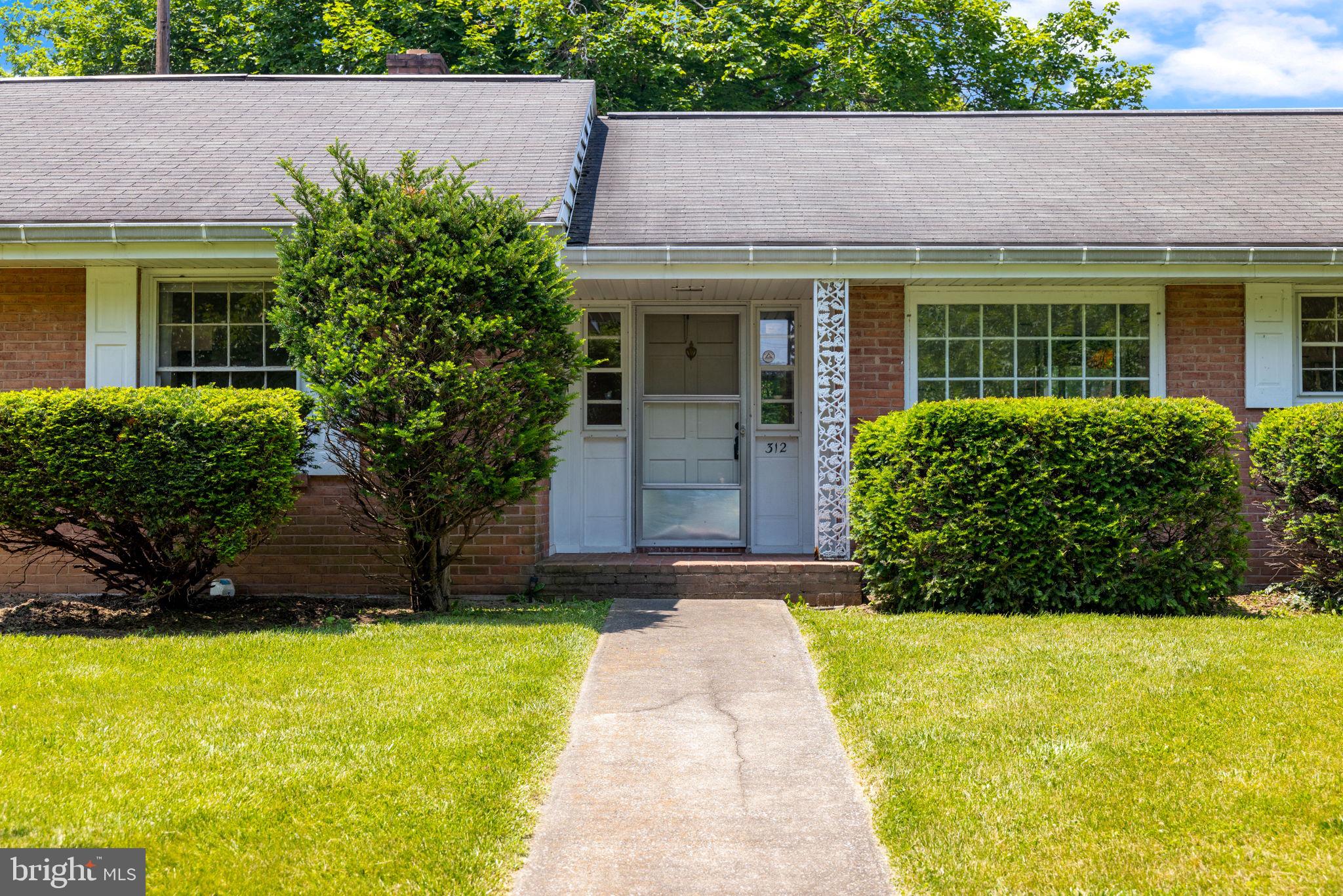312 N LOUISIANA AVE
