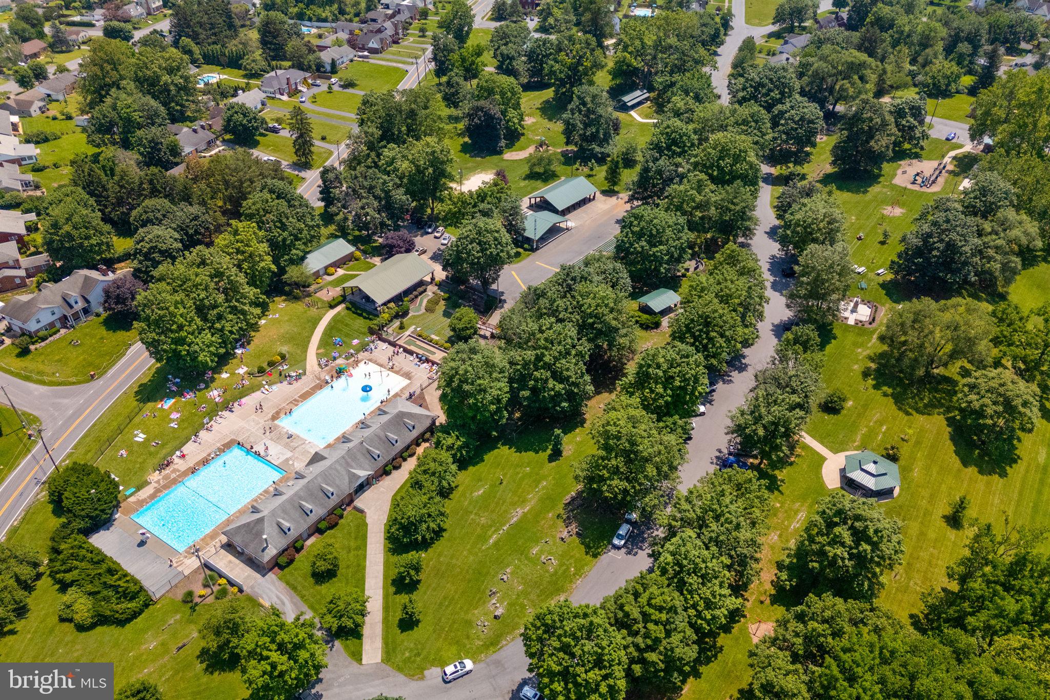 ROSEMONT - Residential