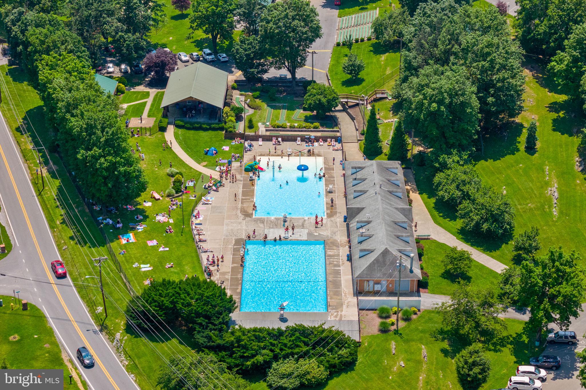 ROSEMONT - Residential