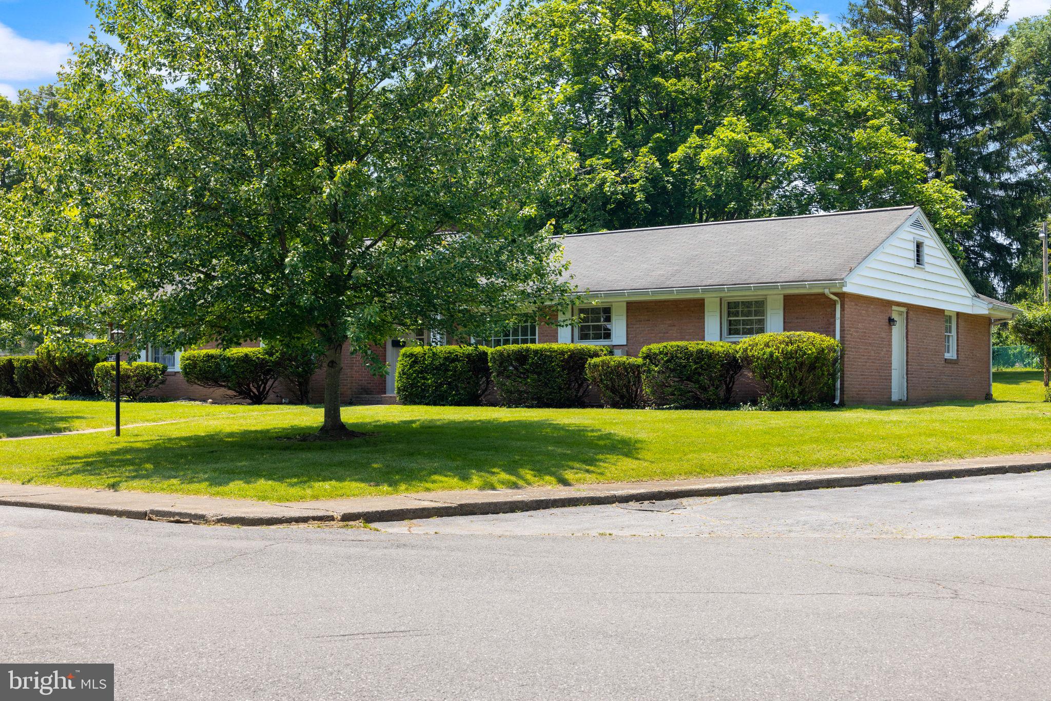 ROSEMONT - Residential