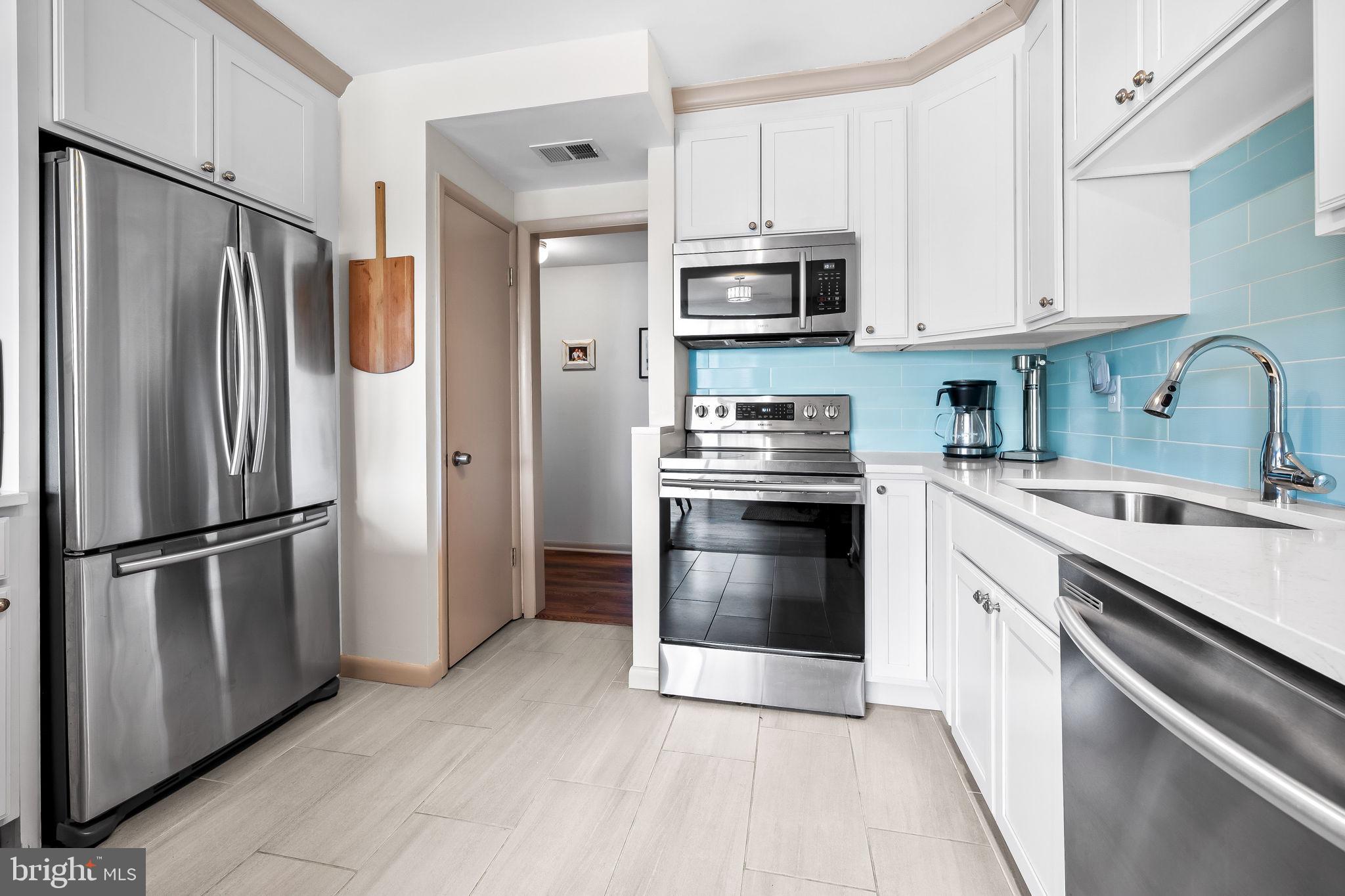 CROSS KEYS - Residential