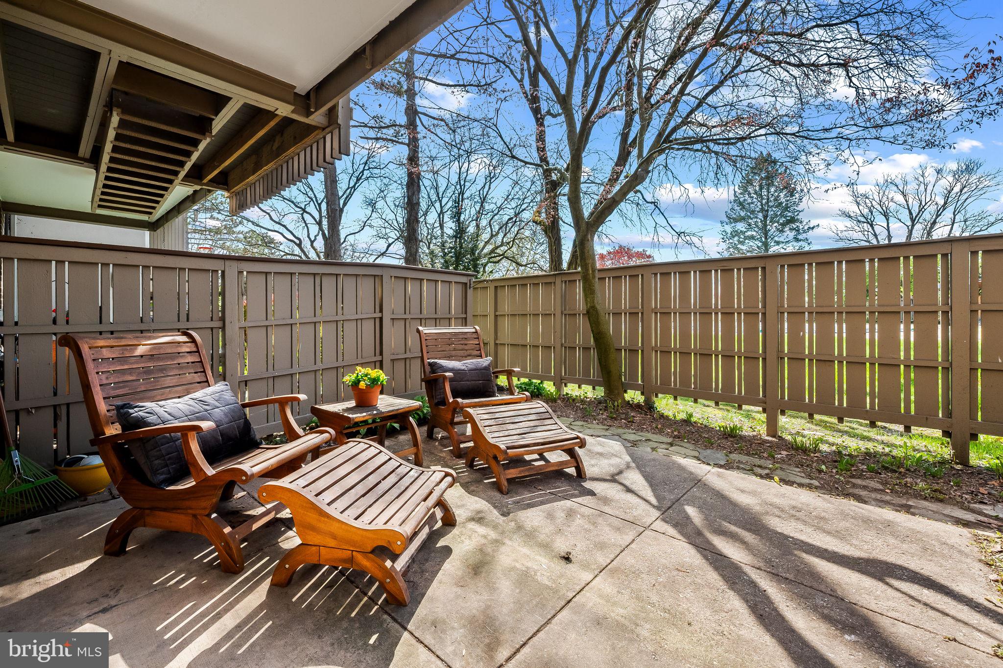 CROSS KEYS - Residential