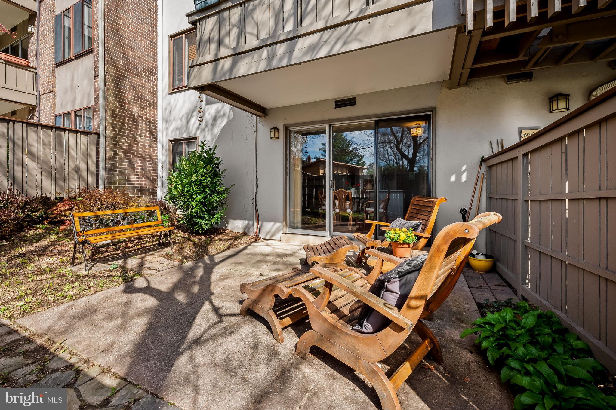 CROSS KEYS - Residential