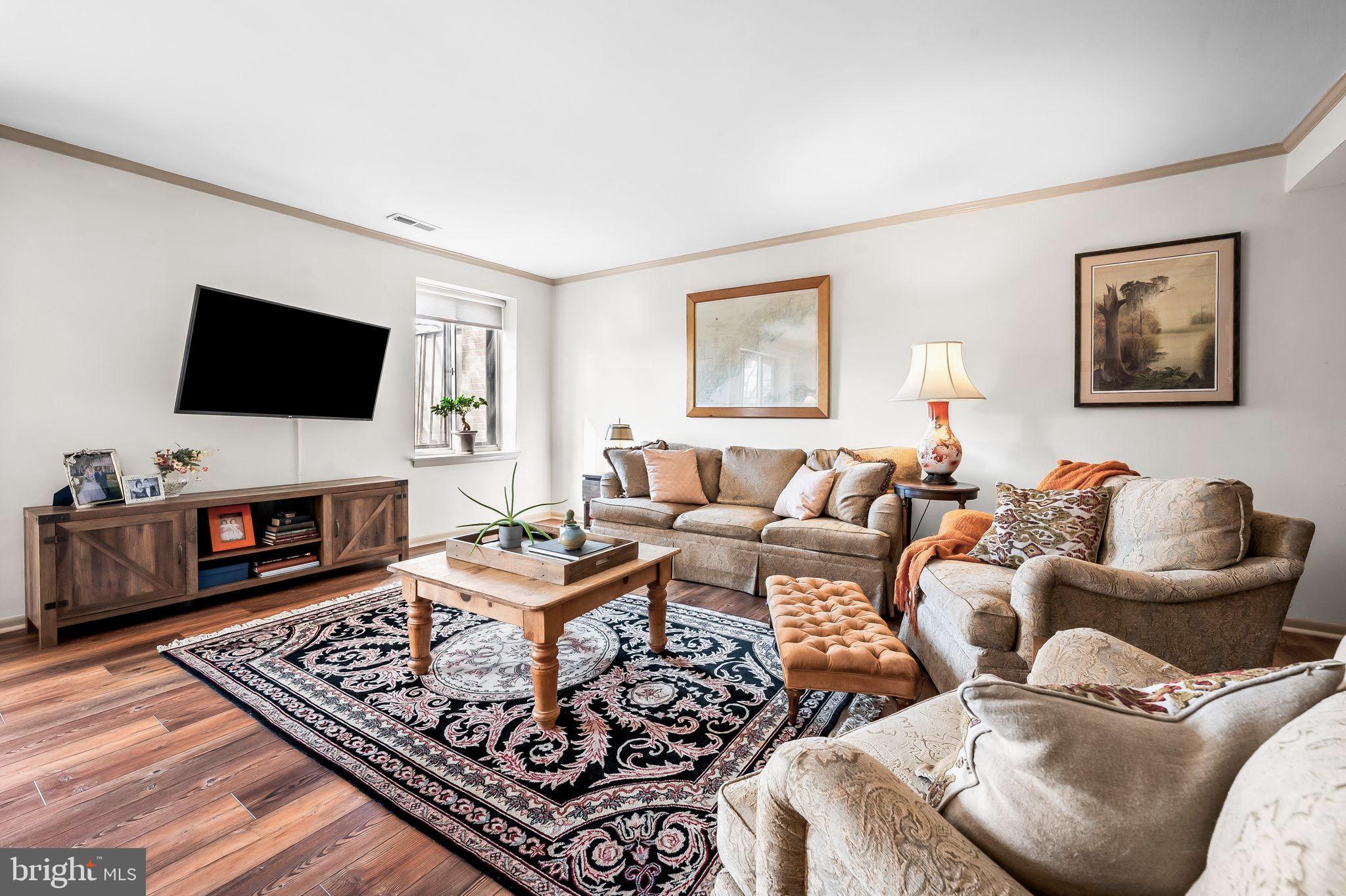 CROSS KEYS - Residential