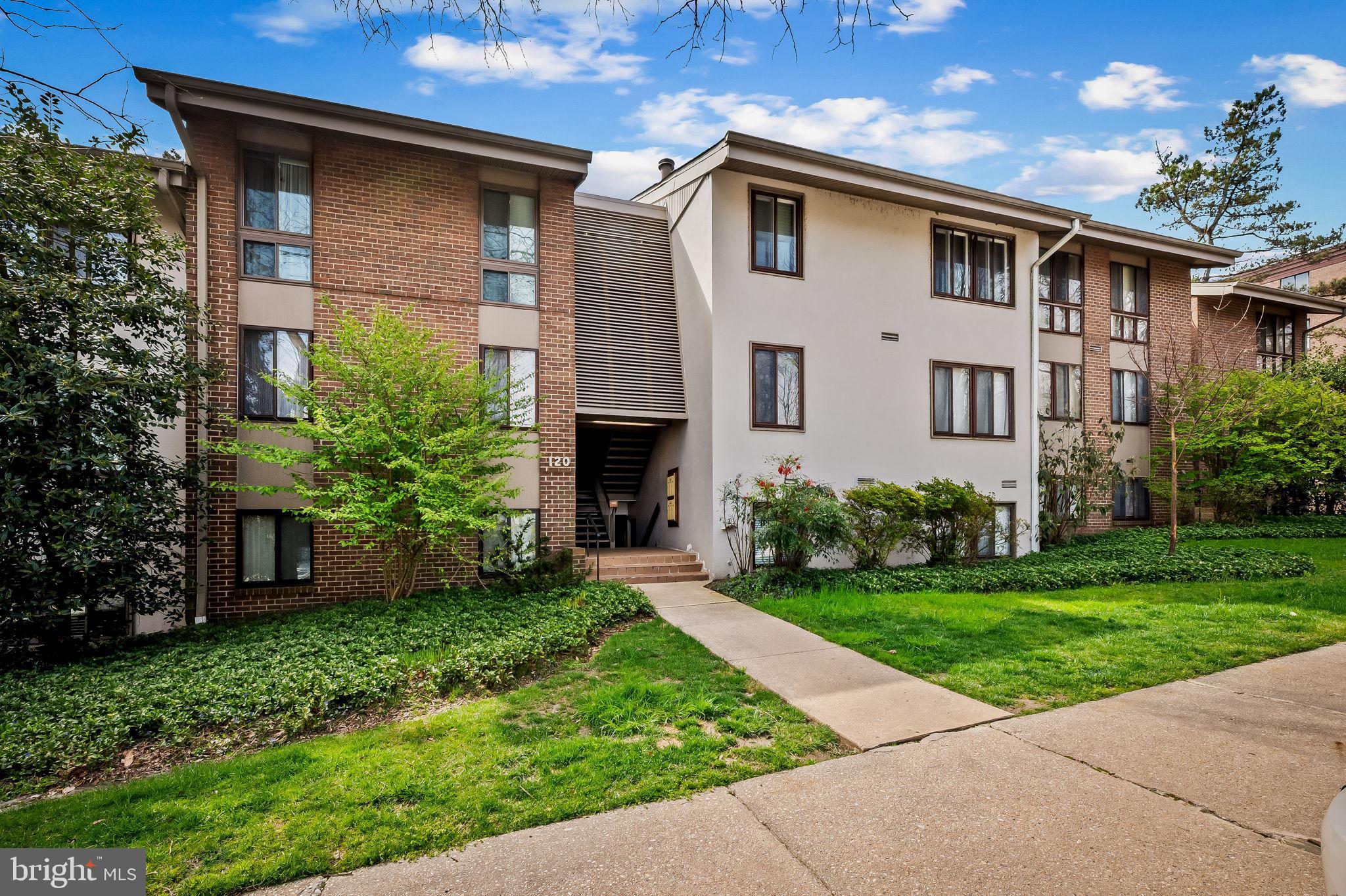CROSS KEYS - Residential