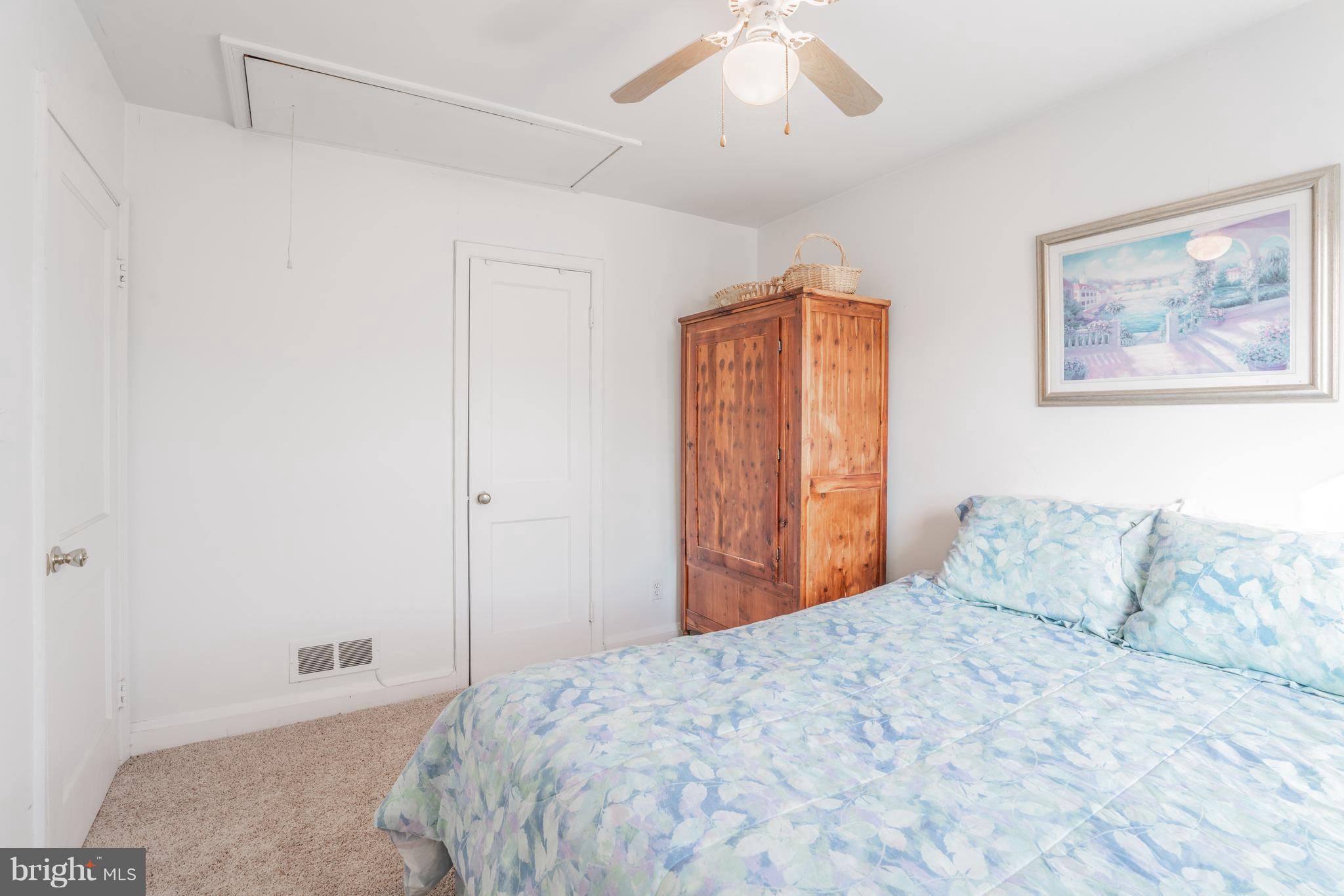 MIDDLESEX - Residential