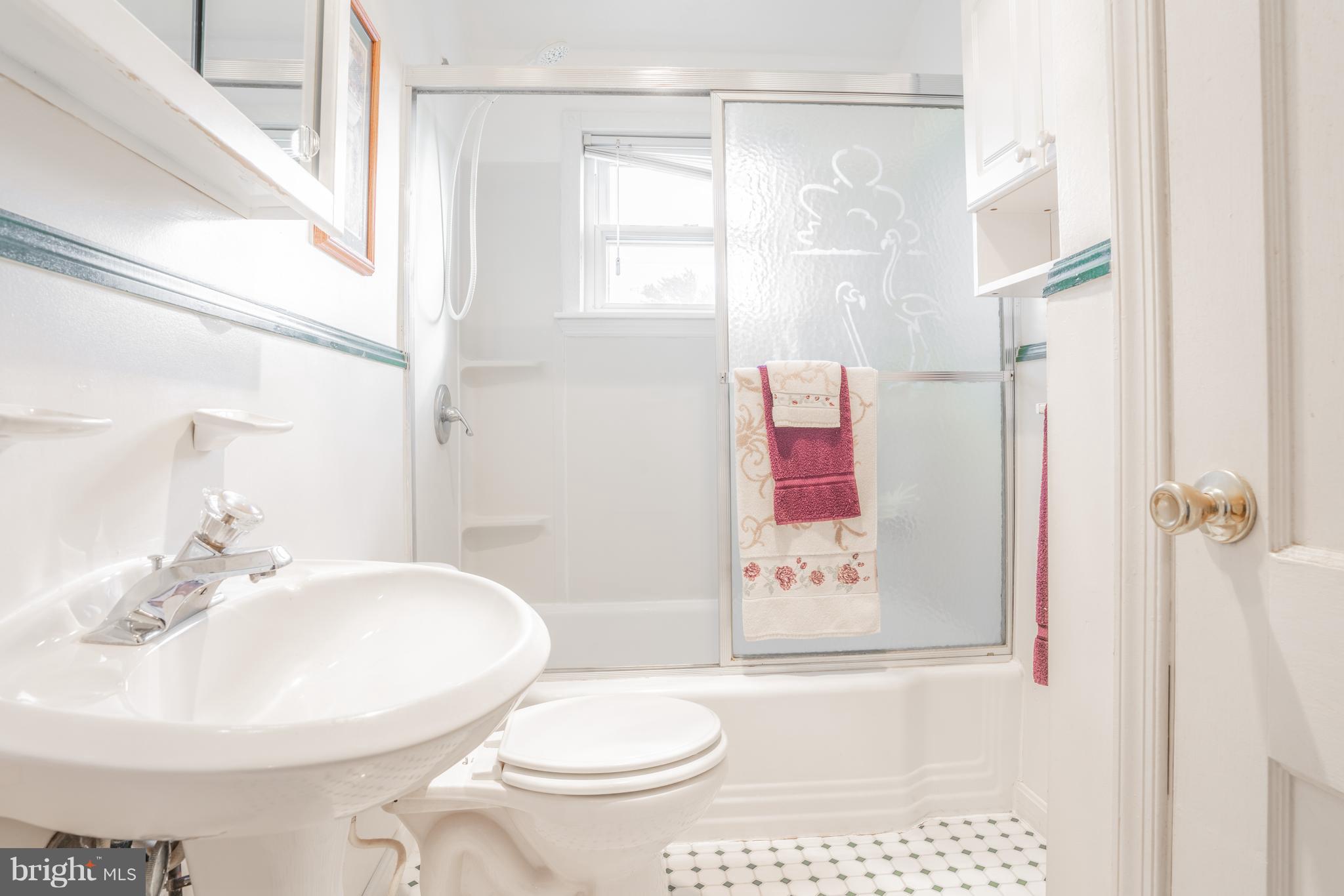 MIDDLESEX - Residential