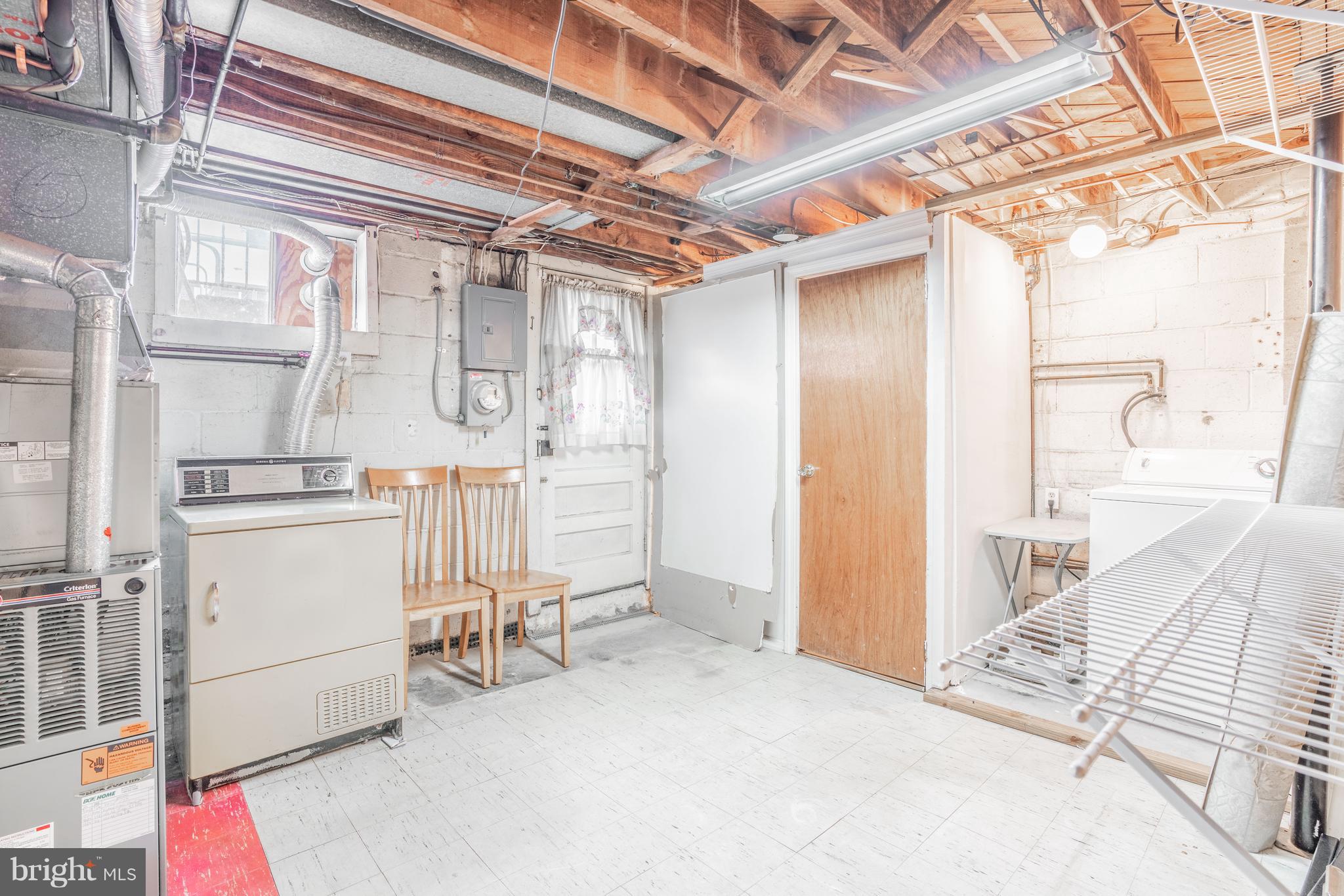 MIDDLESEX - Residential