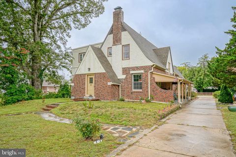 Photo of 1074 E Landis Avenue, VINELAND, NJ 08360 (MLS # NJCB2026480)