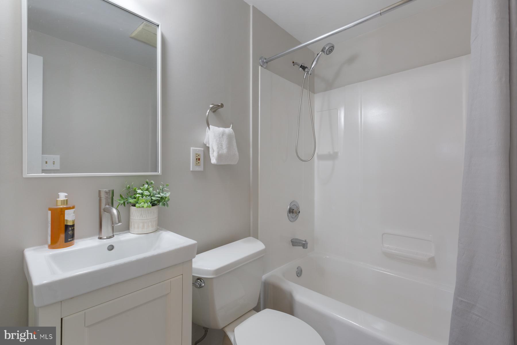 HOMEWOOD - Residential