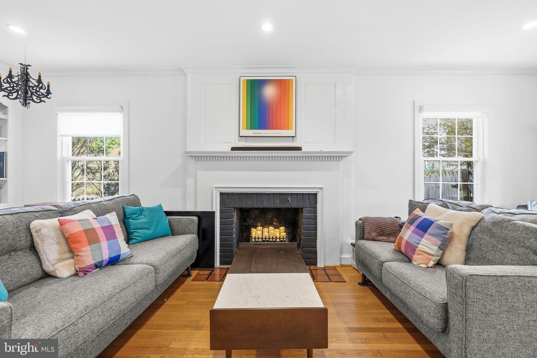 5028 MASSACHUSETTS AVENUE NW