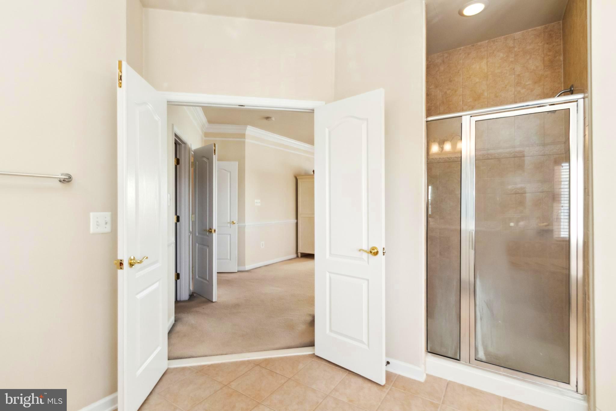 HAYMARKET STATION - Residential