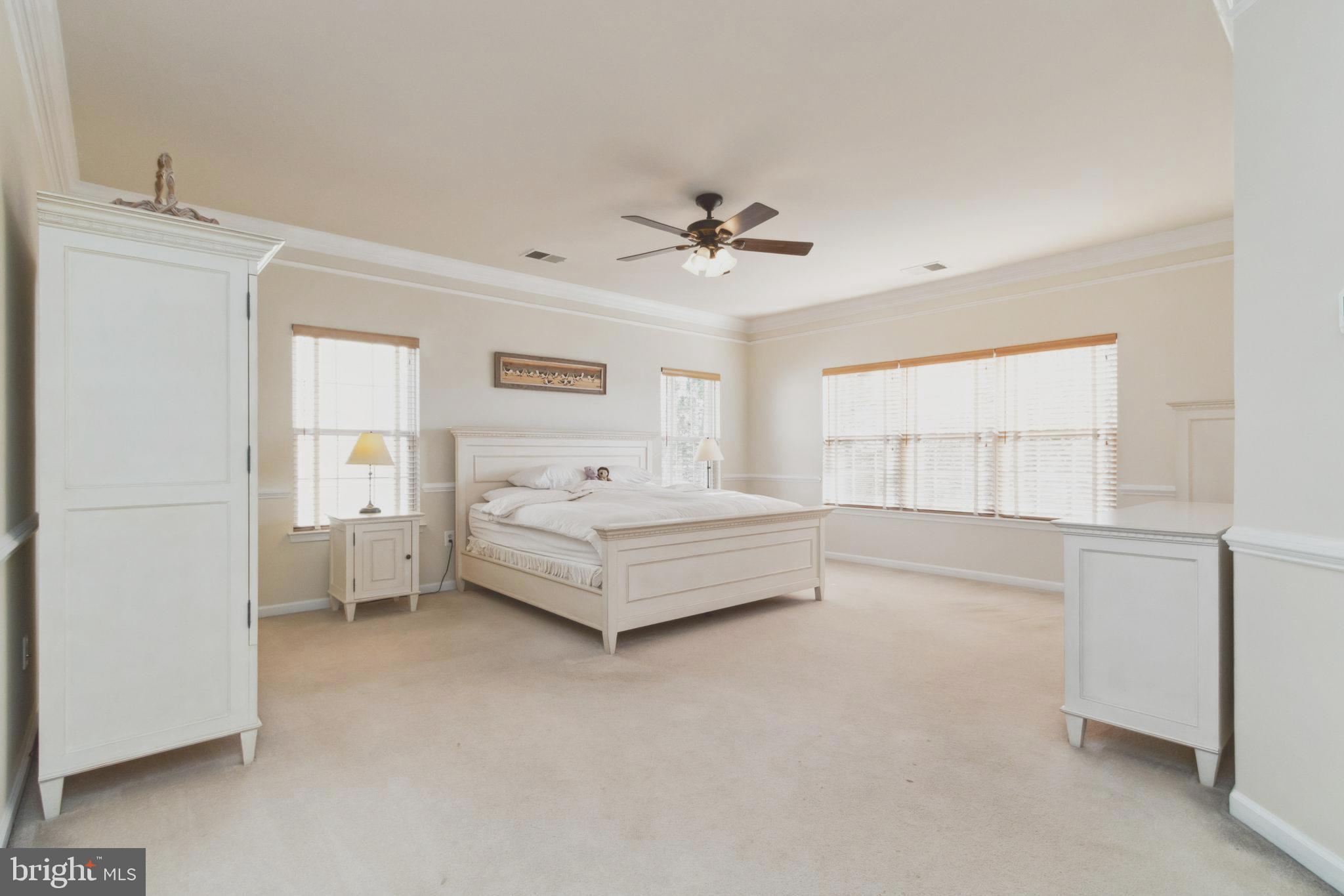 HAYMARKET STATION - Residential