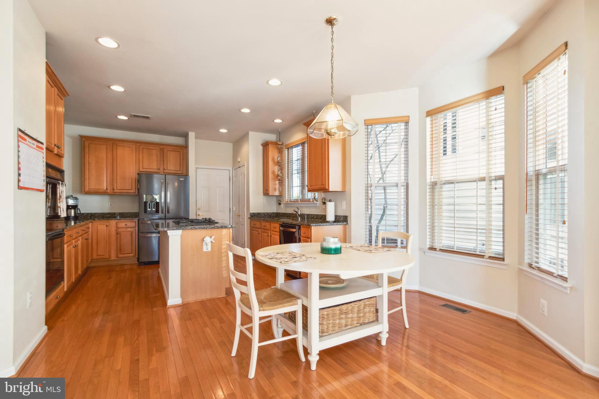 HAYMARKET STATION - Residential