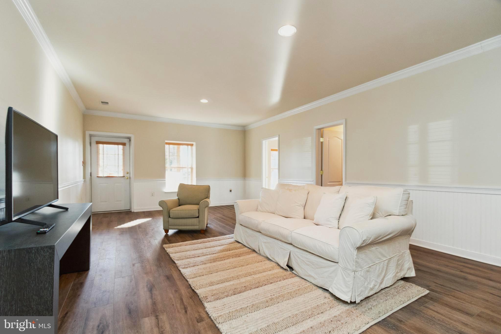 HAYMARKET STATION - Residential