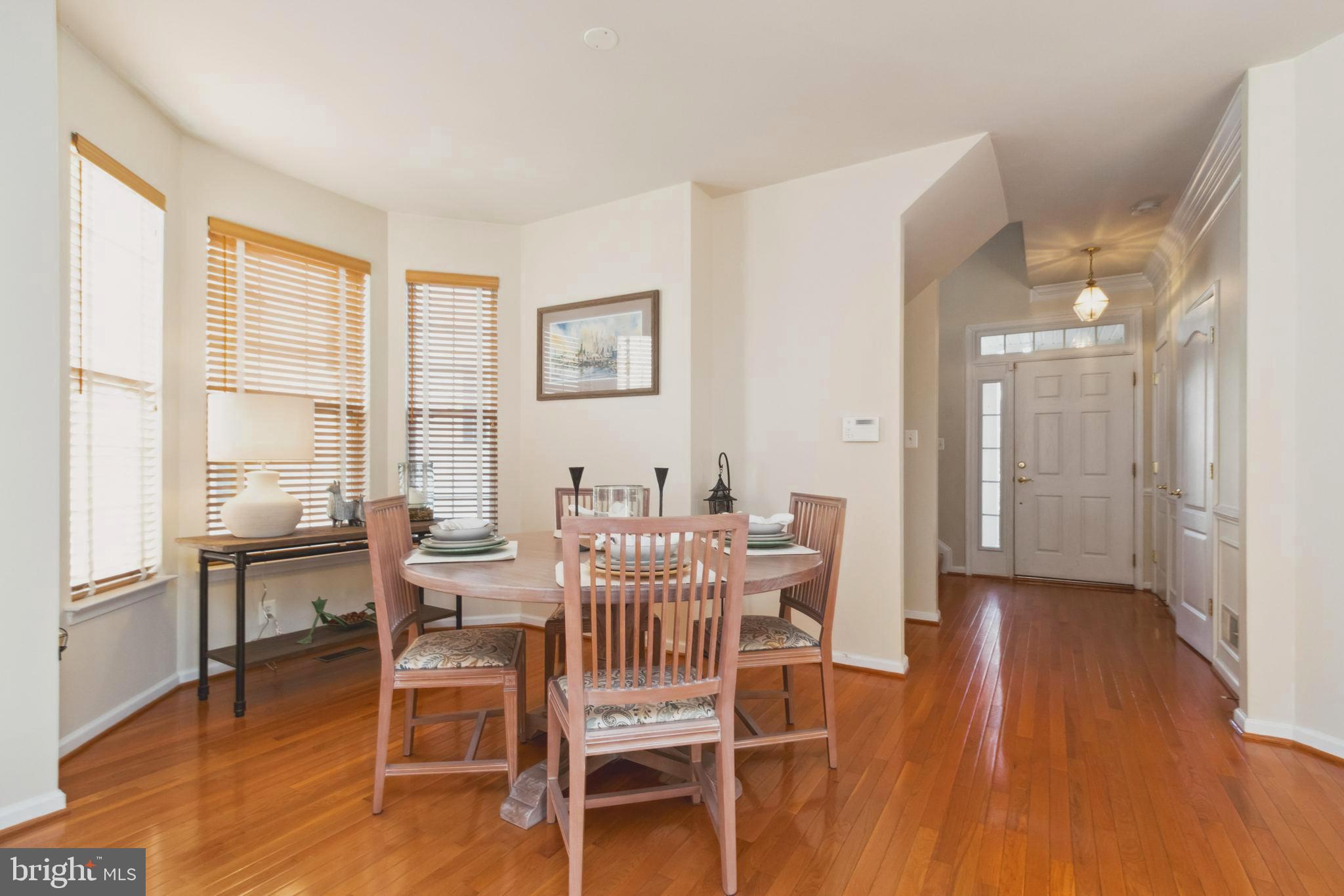 HAYMARKET STATION - Residential