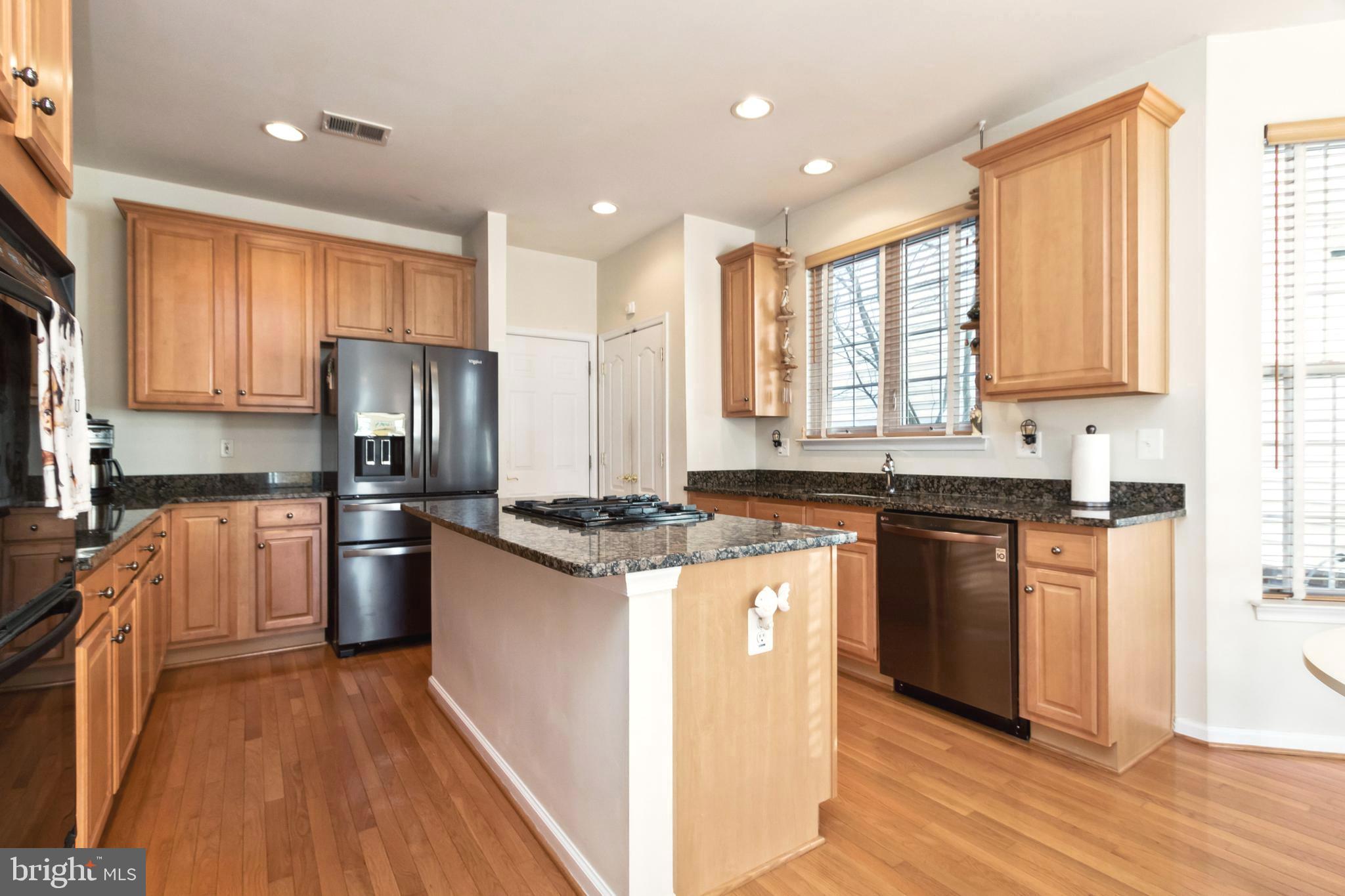 HAYMARKET STATION - Residential