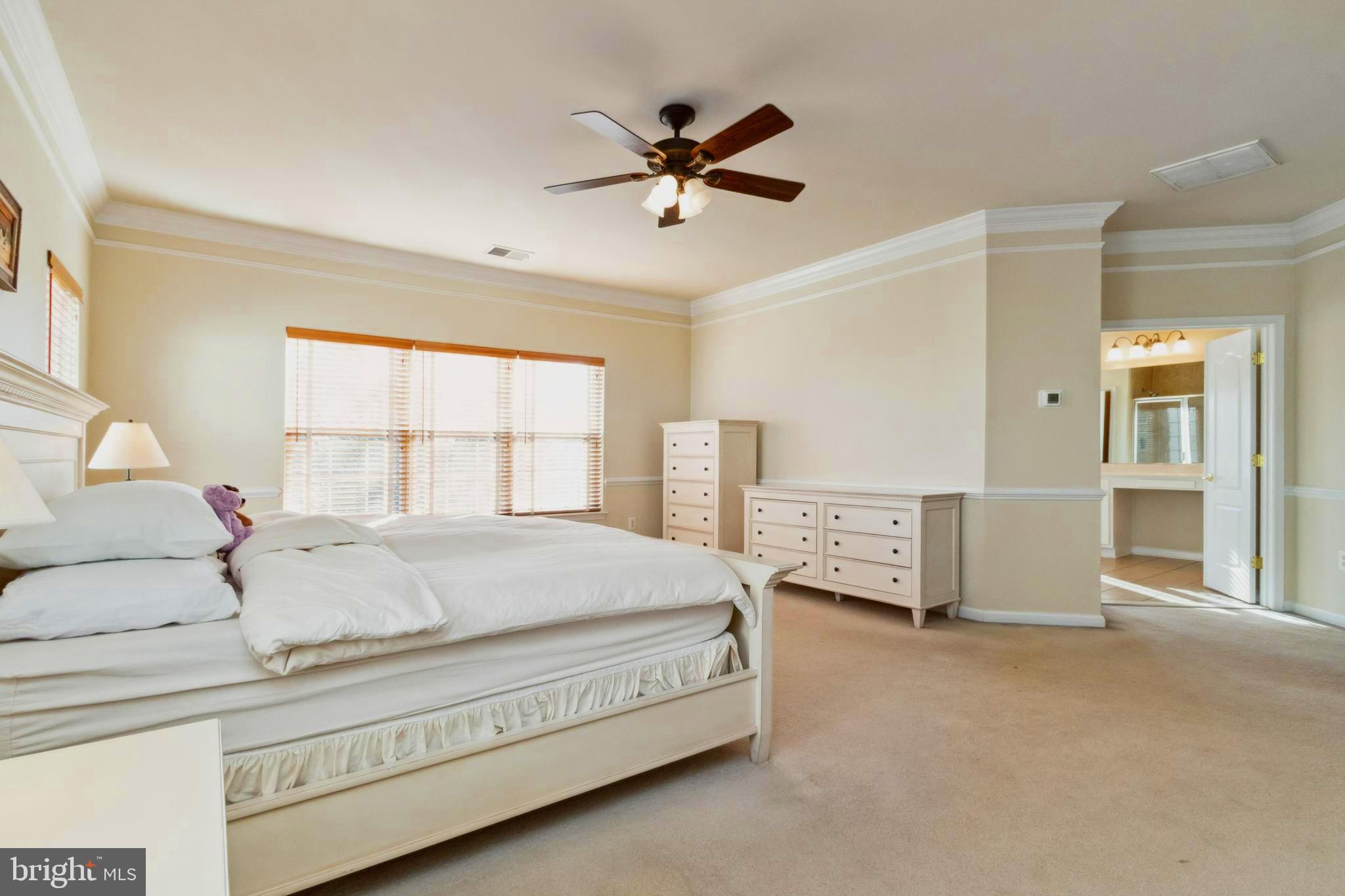 HAYMARKET STATION - Residential