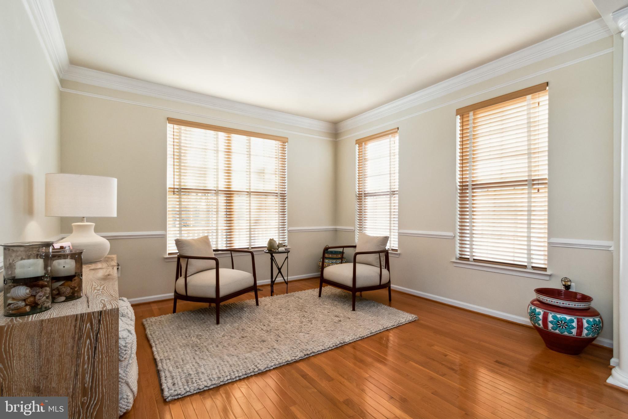 HAYMARKET STATION - Residential