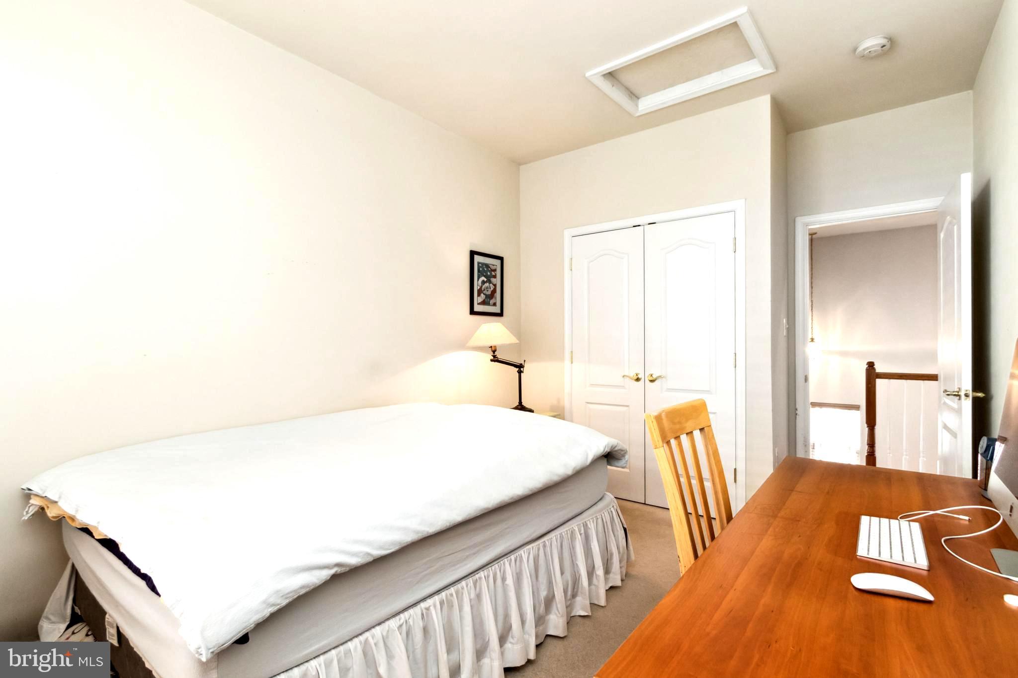 HAYMARKET STATION - Residential