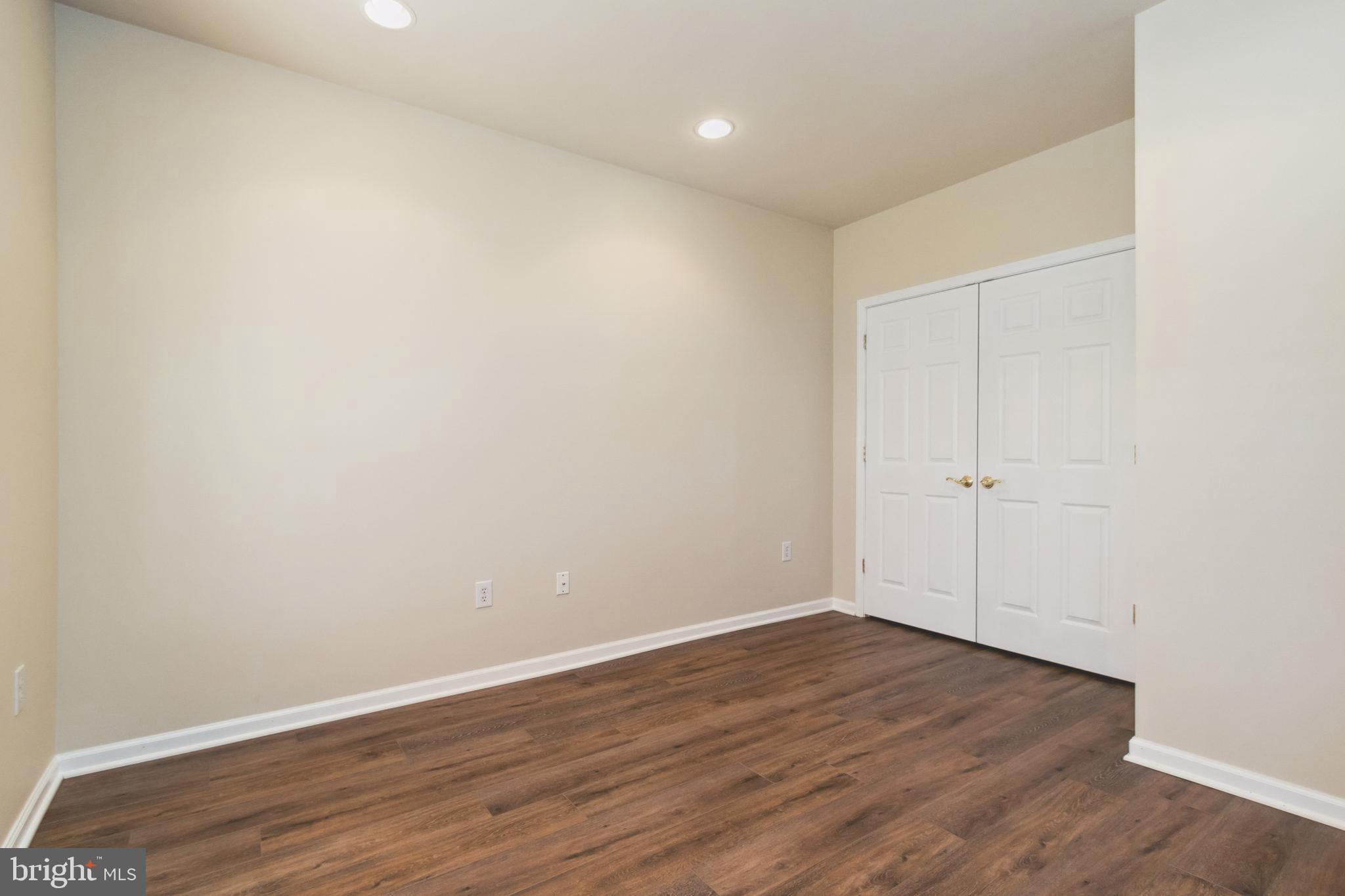 HAYMARKET STATION - Residential