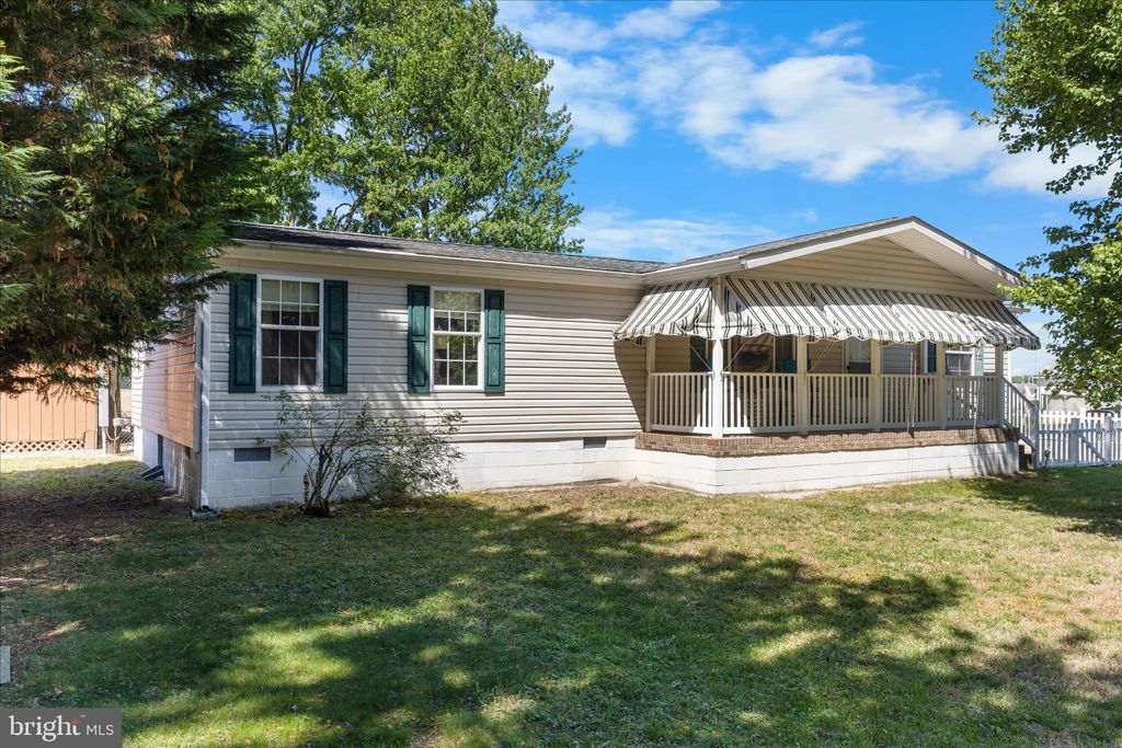 Photo of 28316 Chippewa Avenue, MILLSBORO, DE 19966 (MLS # DESU2110818)