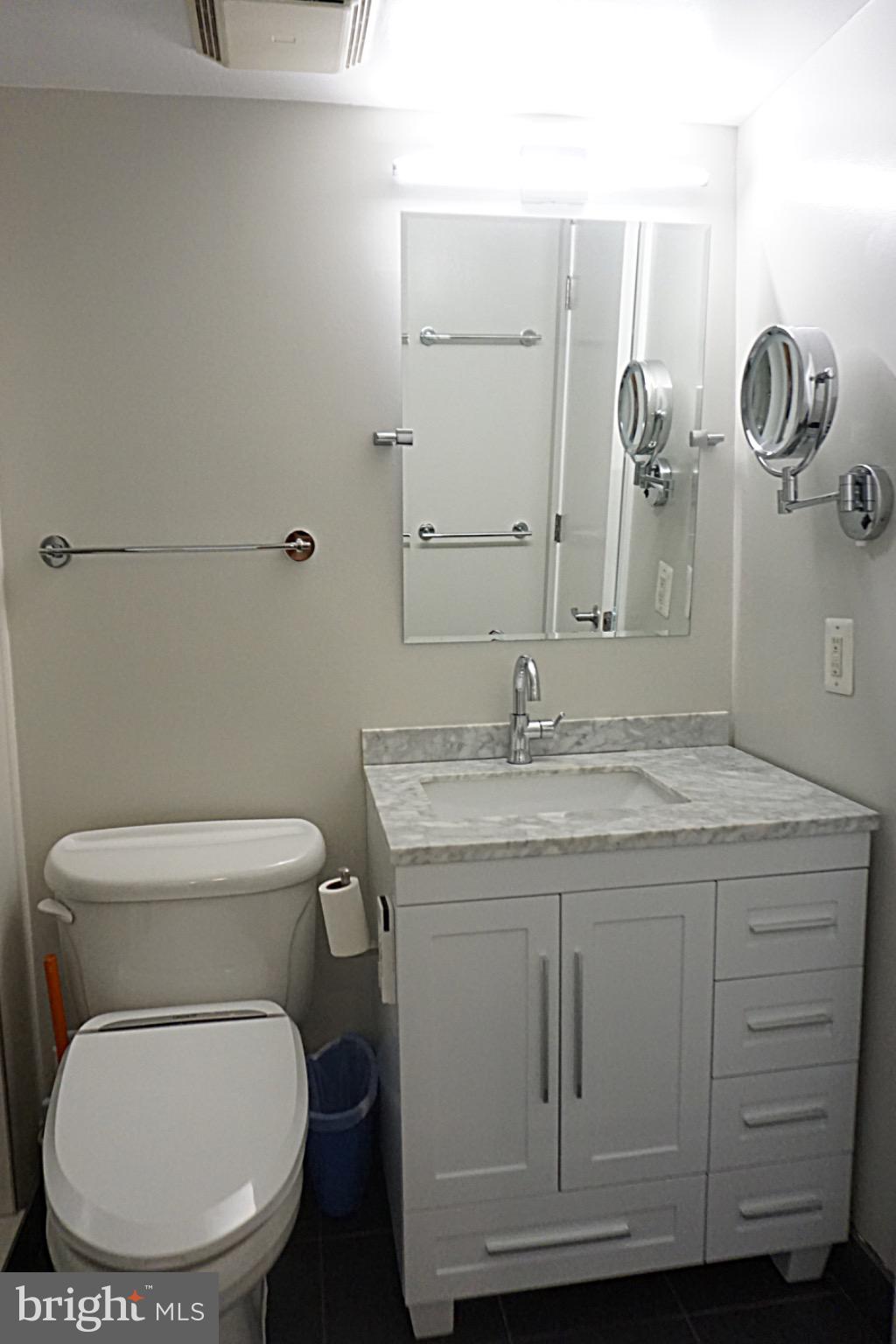 THE CHASE AT BETHESDA - Residential Lease