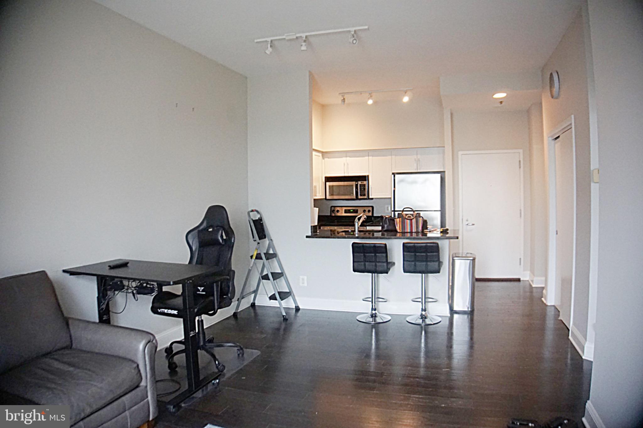 THE CHASE AT BETHESDA - Residential Lease