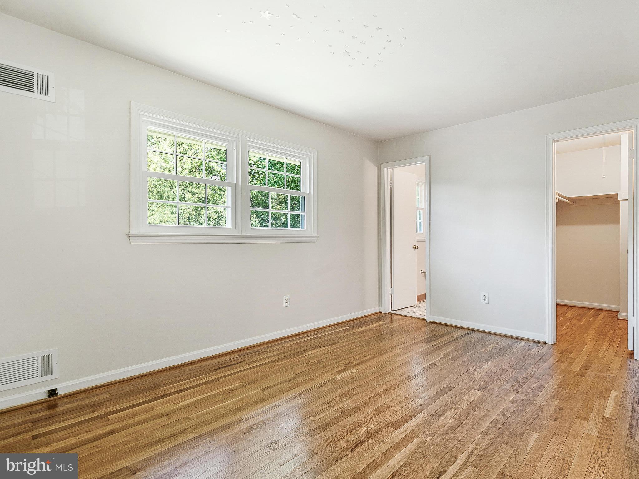 MILL CREEK TOWNE - Residential