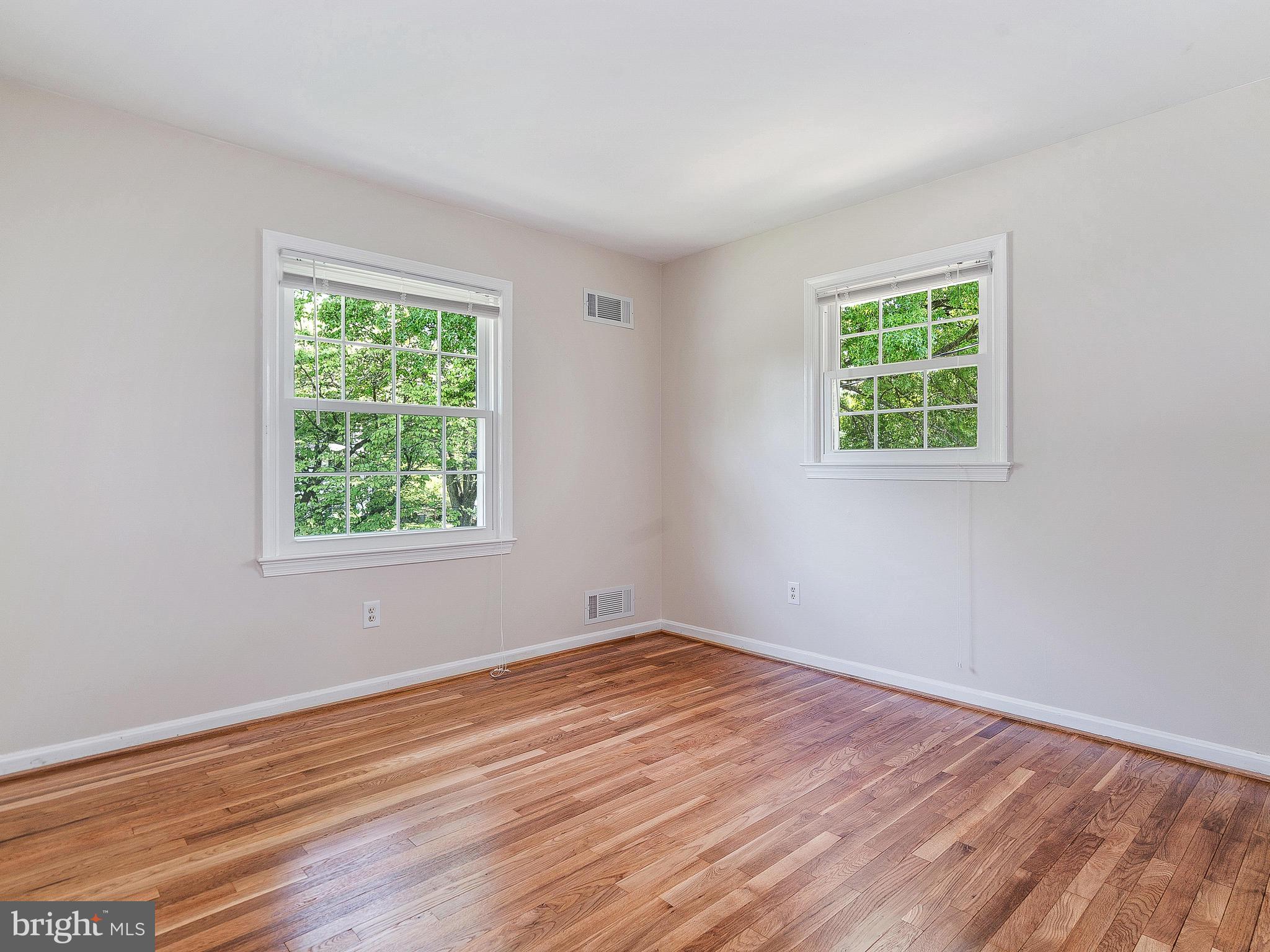 MILL CREEK TOWNE - Residential