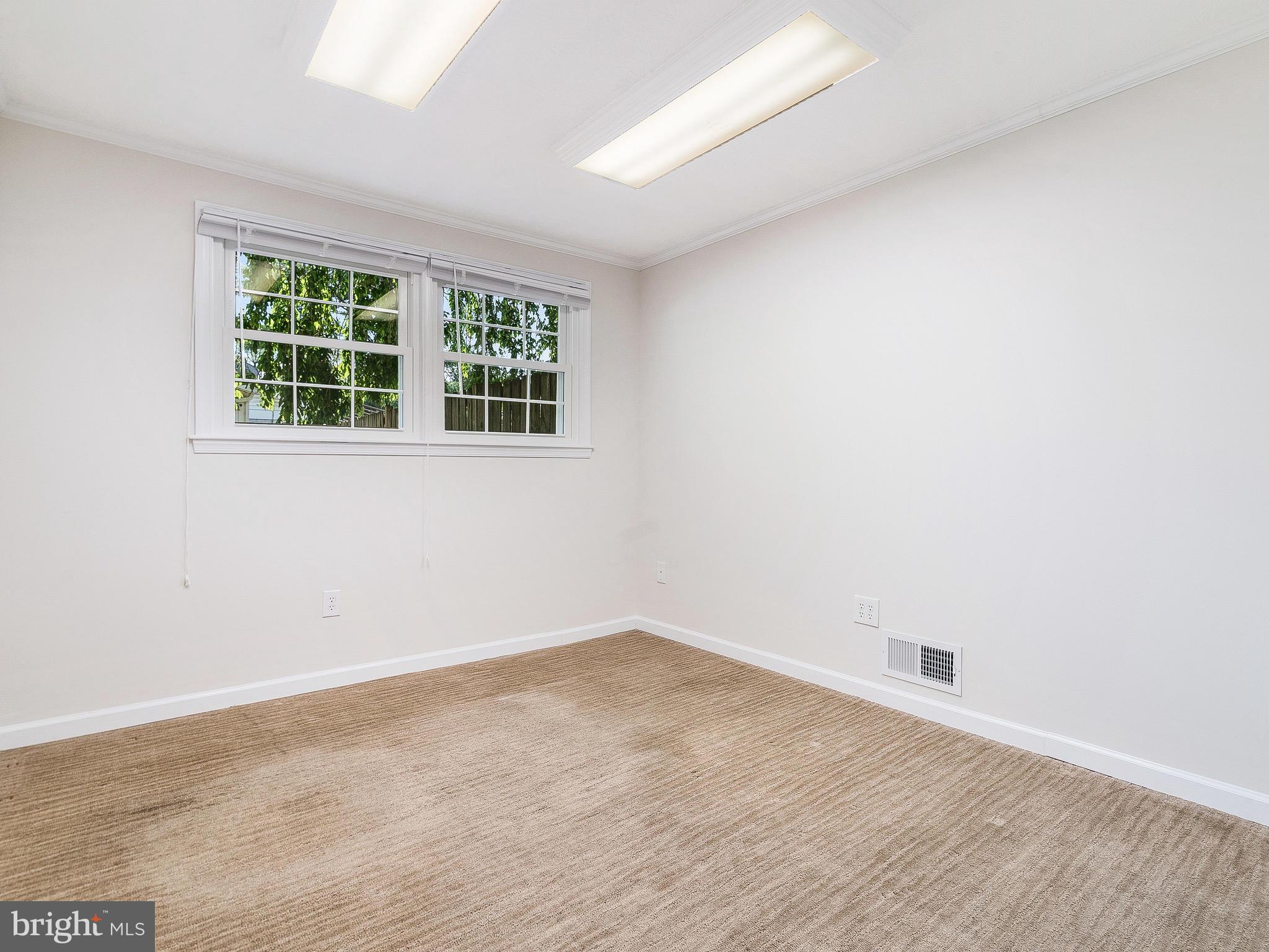 MILL CREEK TOWNE - Residential