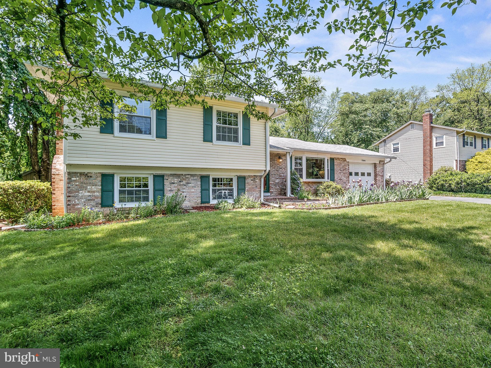 MILL CREEK TOWNE - Residential