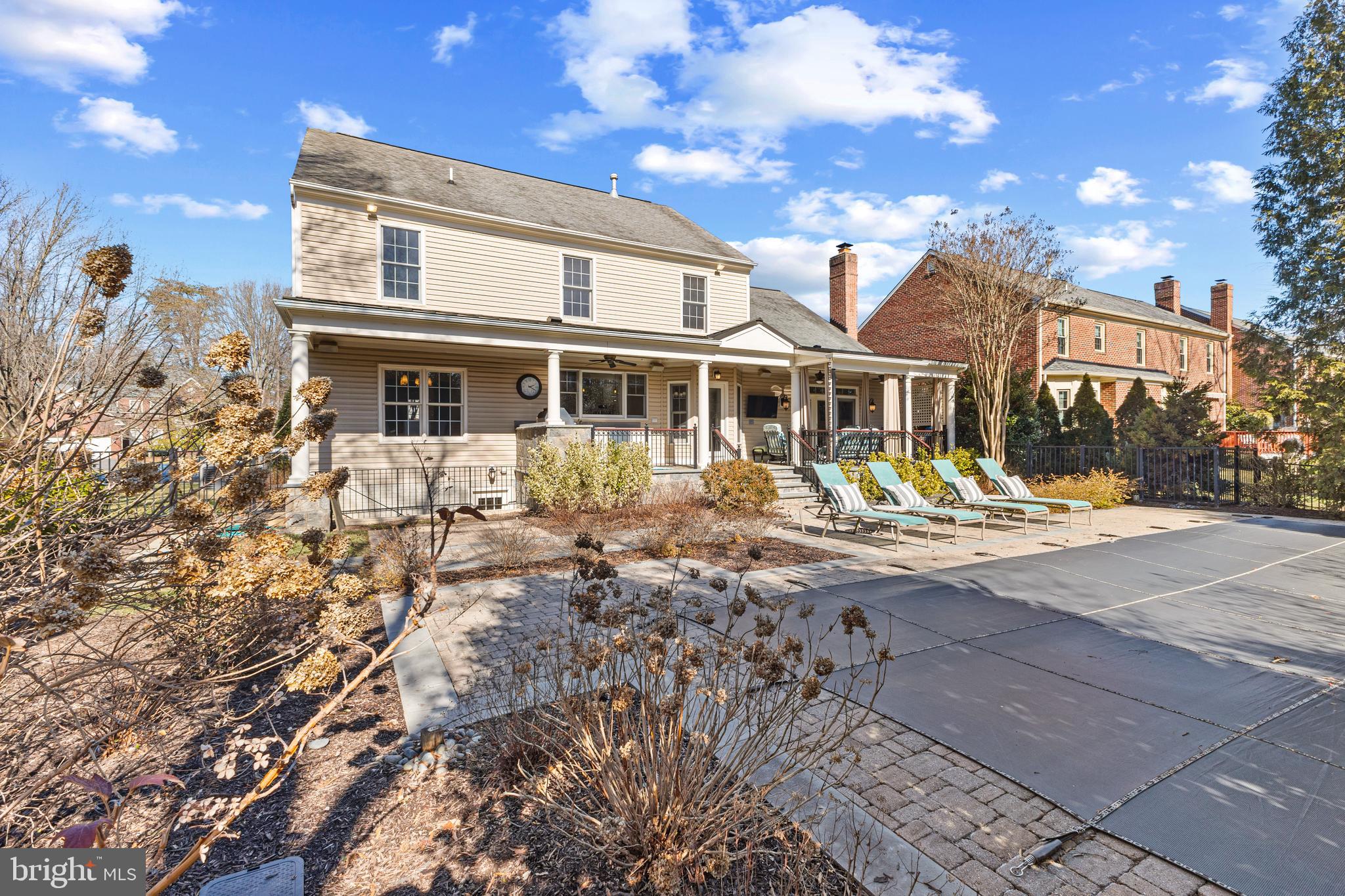 HUNTER'S MANOR - Residential