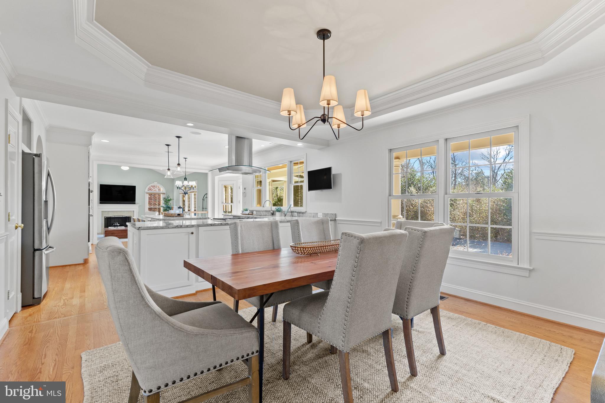 HUNTER'S MANOR - Residential