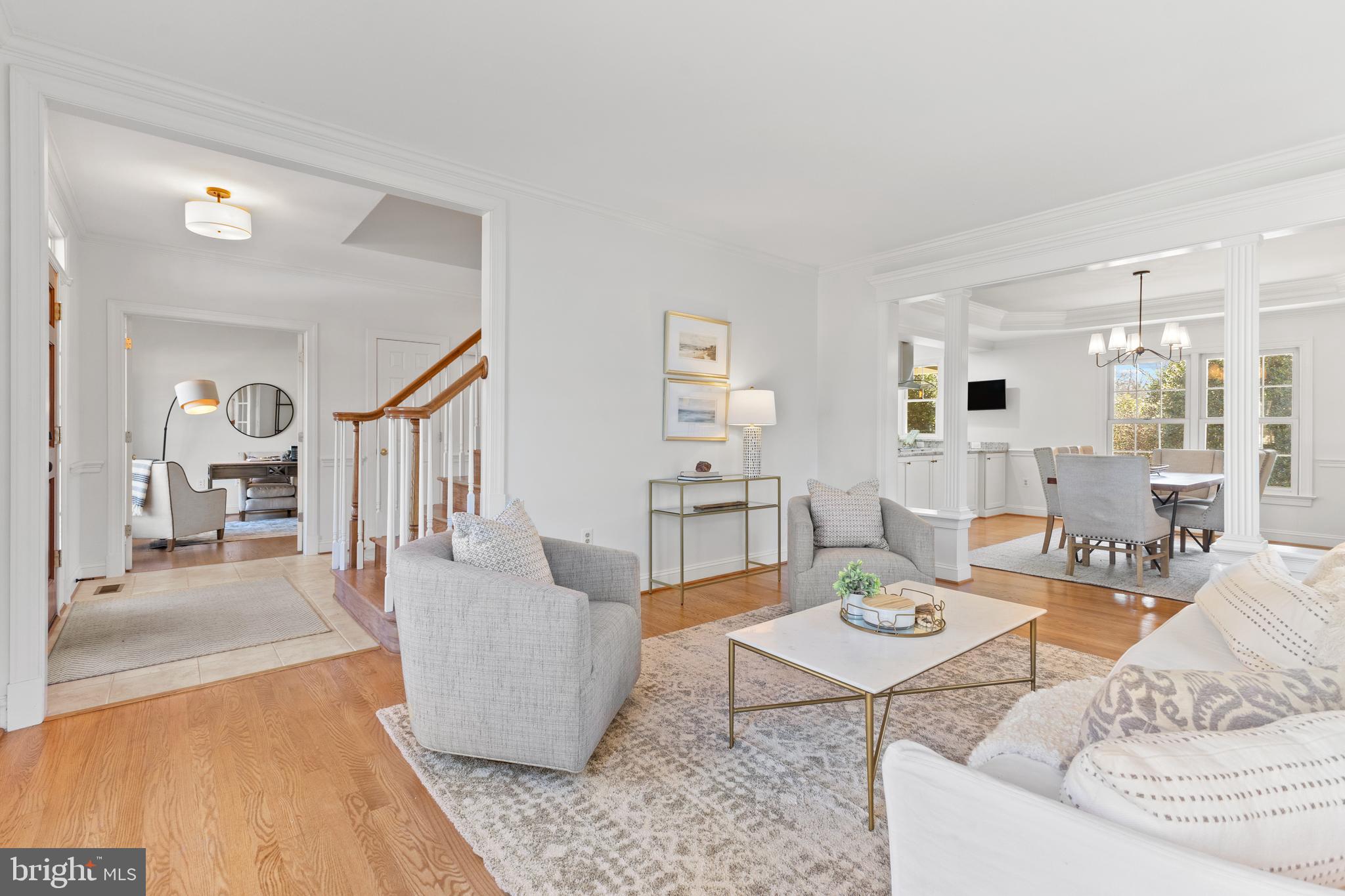 HUNTER'S MANOR - Residential