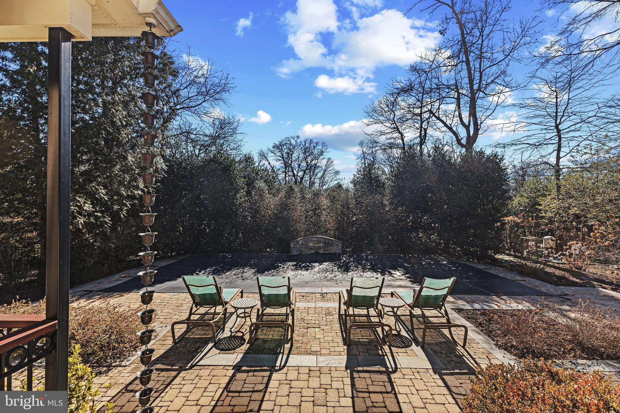 HUNTER'S MANOR - Residential