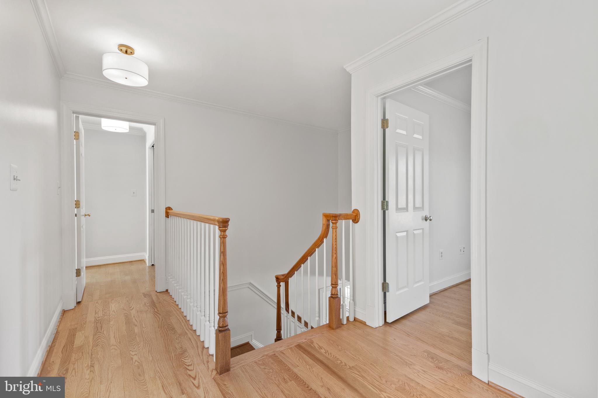 HUNTER'S MANOR - Residential